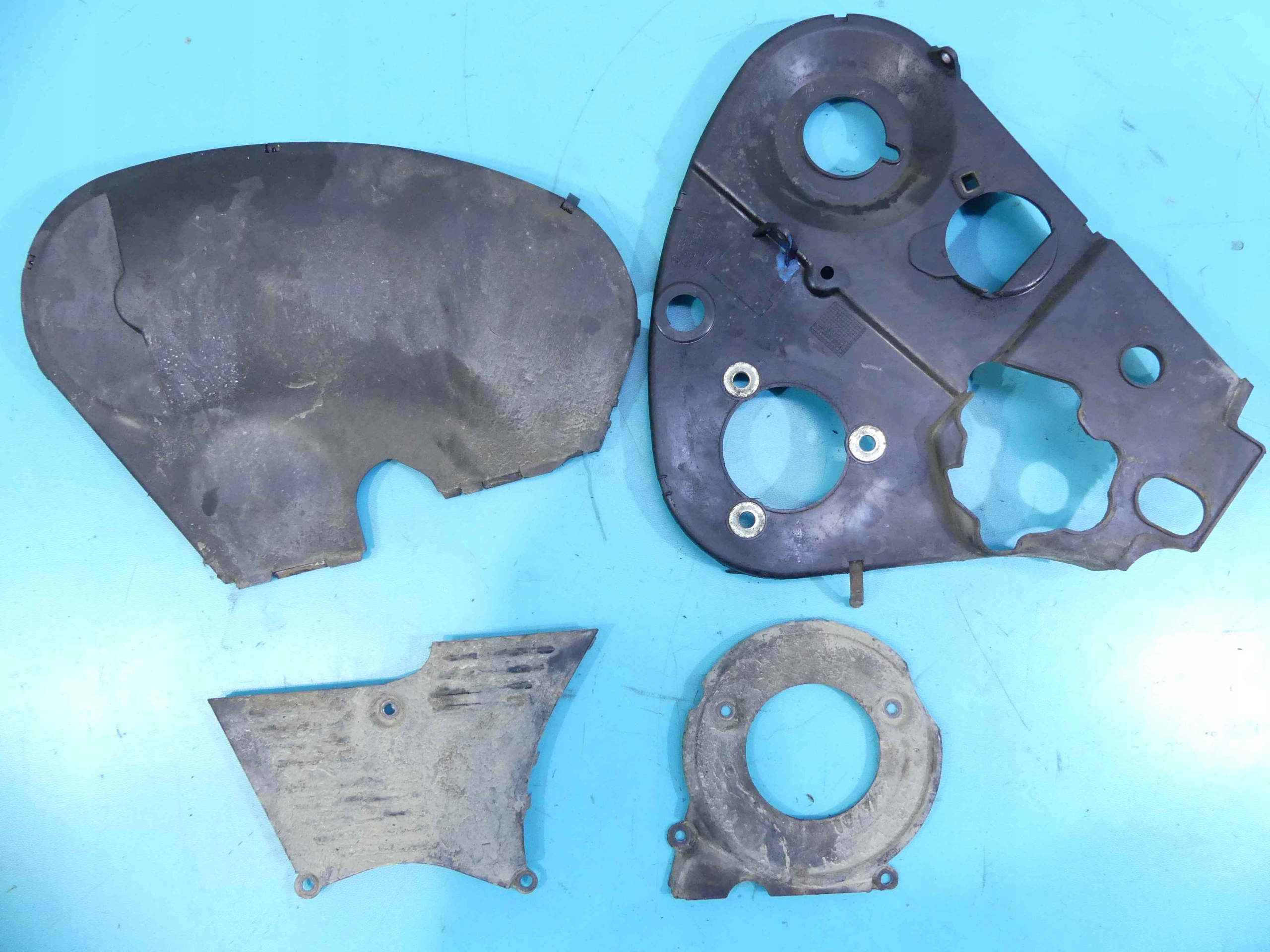 OBUDOWA ROZRZĄDU VW BORA GOLF IV 1.9 TDI