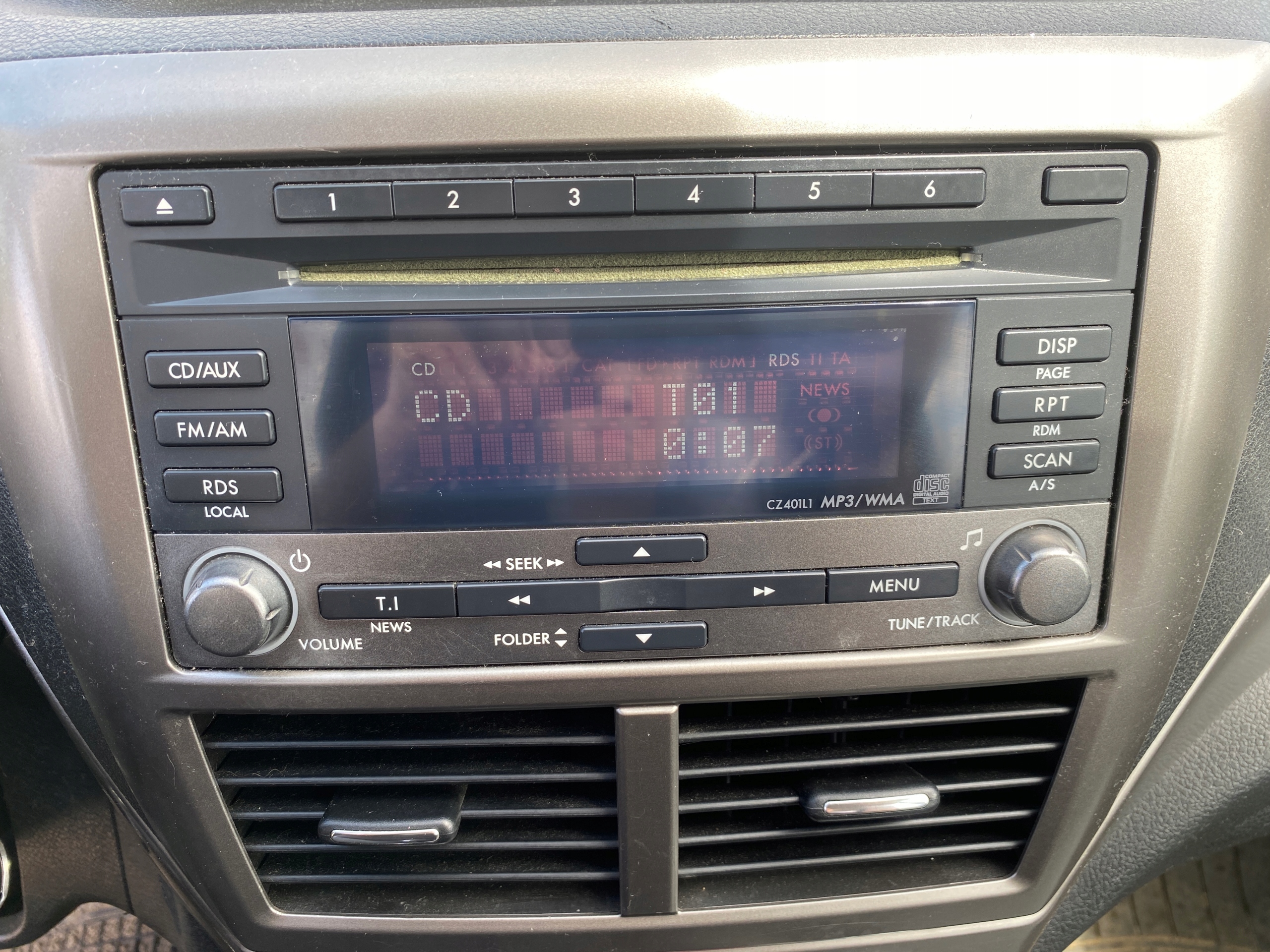 RADIO ORYGINALNE CD brakuje kodu Subaru Impreza 07-13