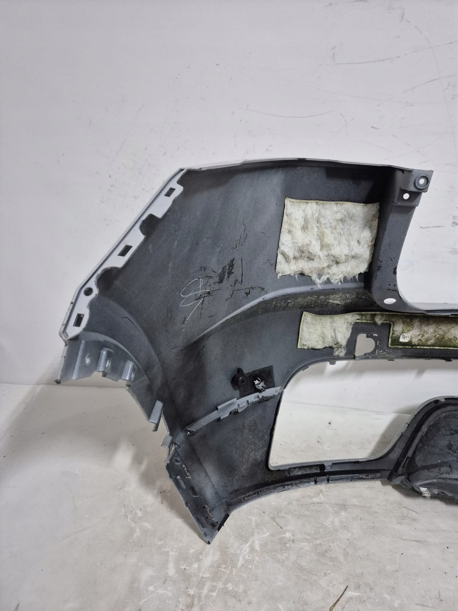 JAGUAR E-PACE R-DYNAMIC 17- bumper rear part rear PDC J9C3-17D781-A