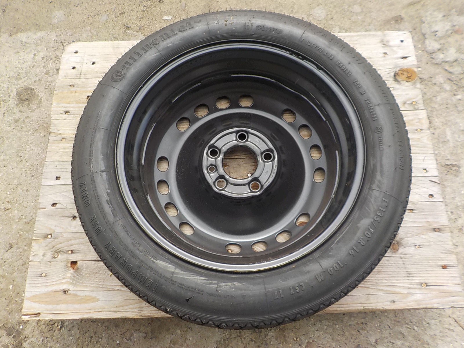 ALFA ROMEO GIULIETTA 159 Notrad R16 5x110 1011227