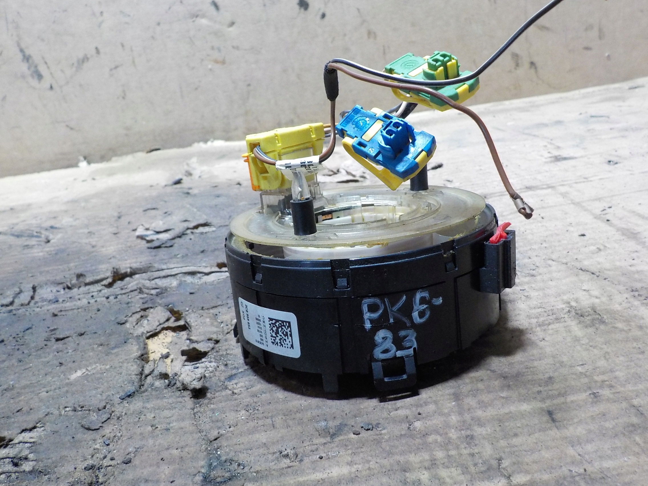 TAŚMA ZWIJAK PODUSZEK AIRBAG 5K0953569E VW PASSAT B7 LEON II III OCTAVIA