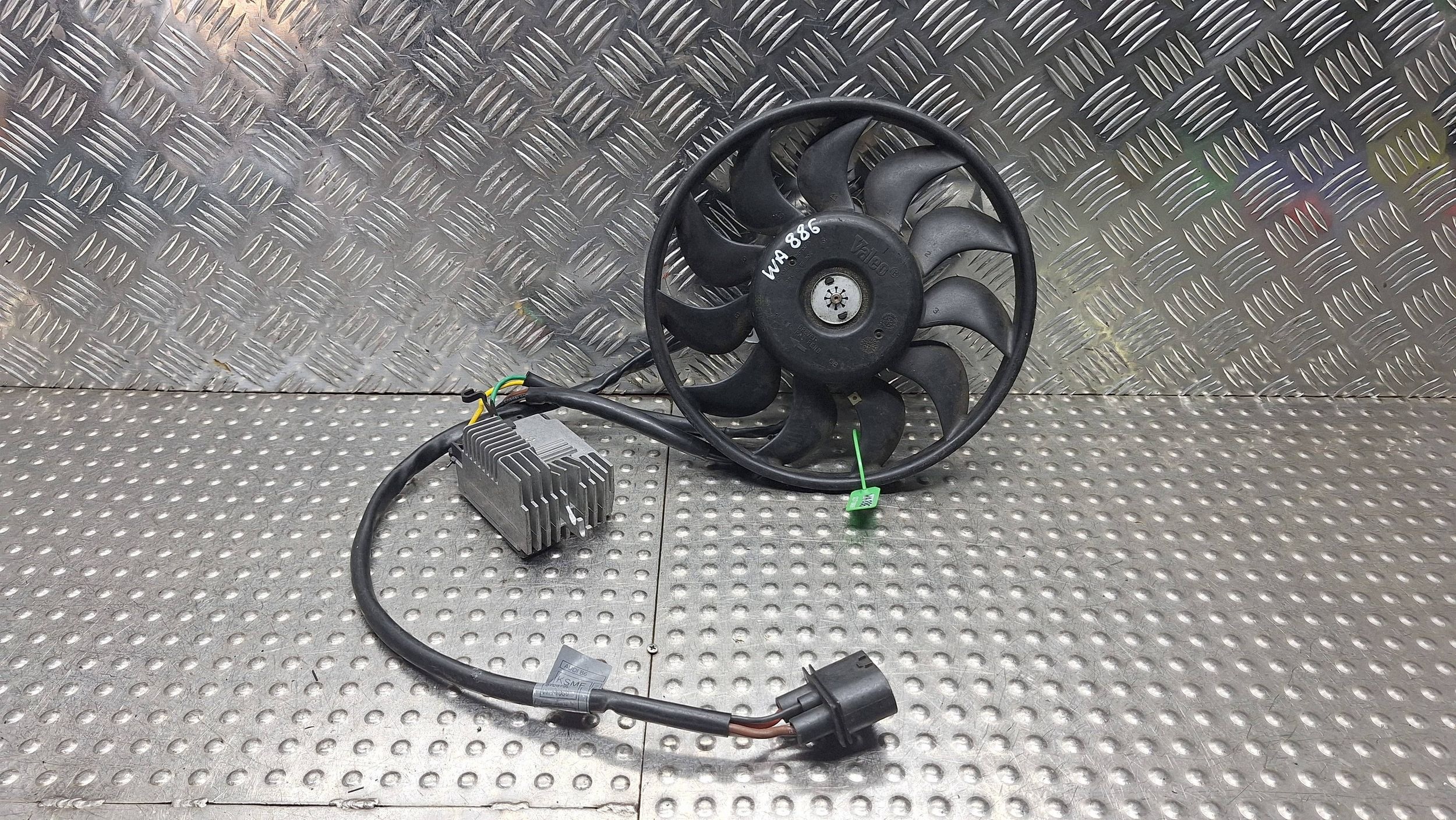 radiator fan module 869204E 870681F 8E0959501F AUDI A4 B6