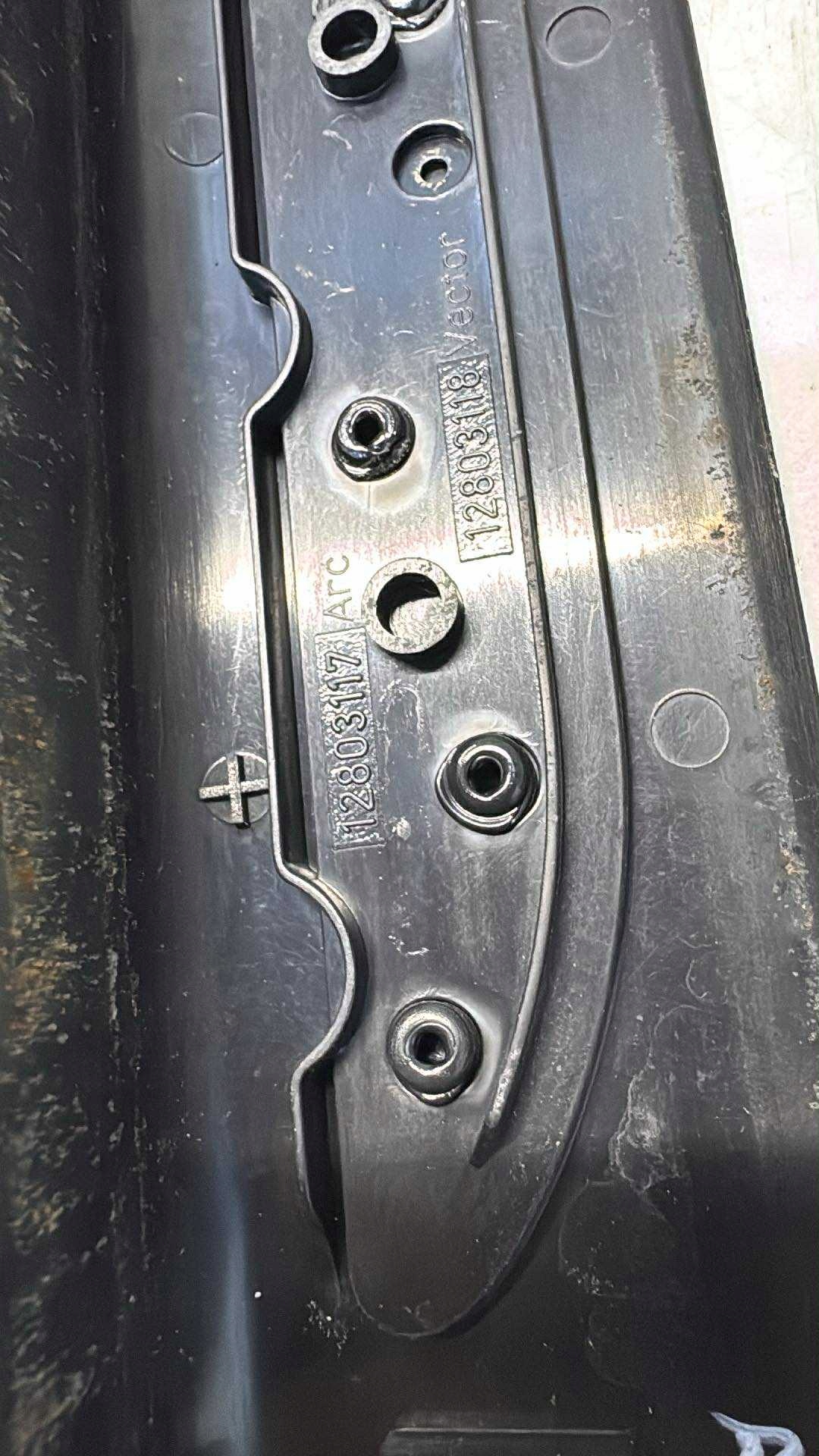 mouldings threshold SAAB 9-3 II 93 oe Vector / ARC 02-11r. left right komplet