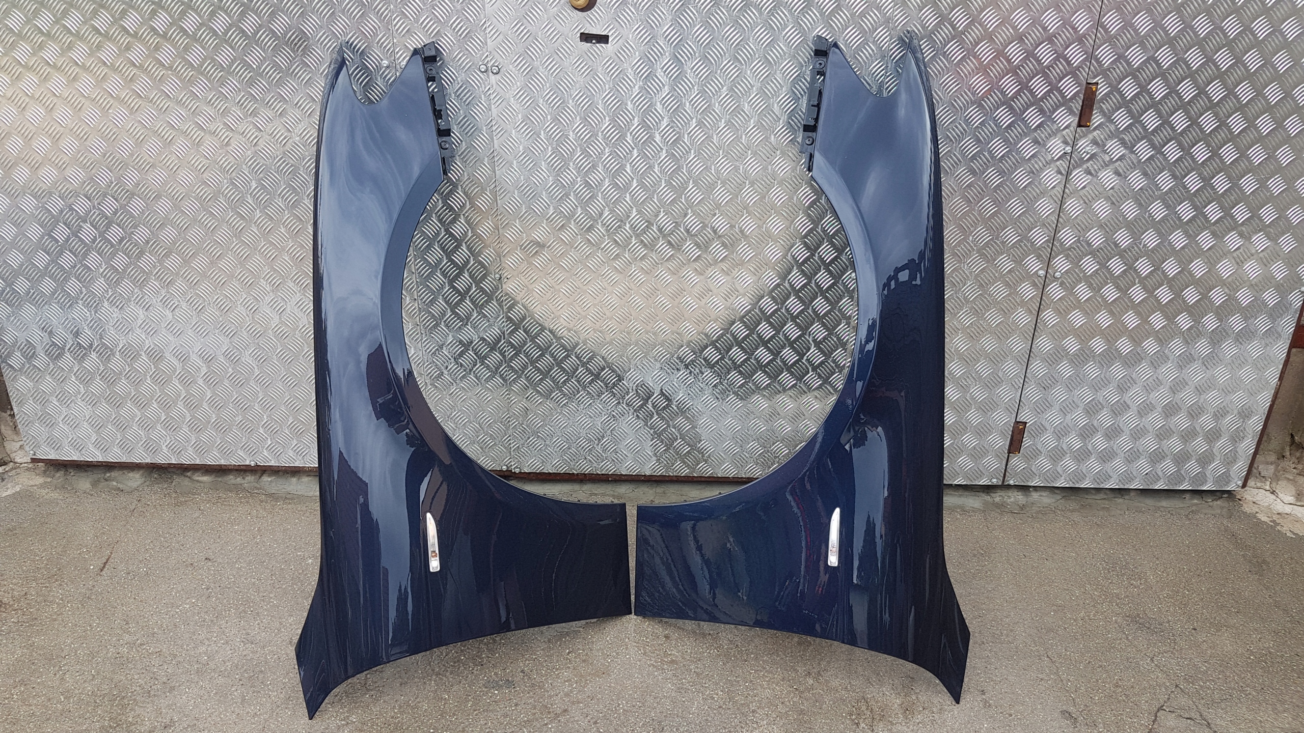 PARAFANGO SINISTRA BMW 7 E65 E66 LIFT LAK:A35/5