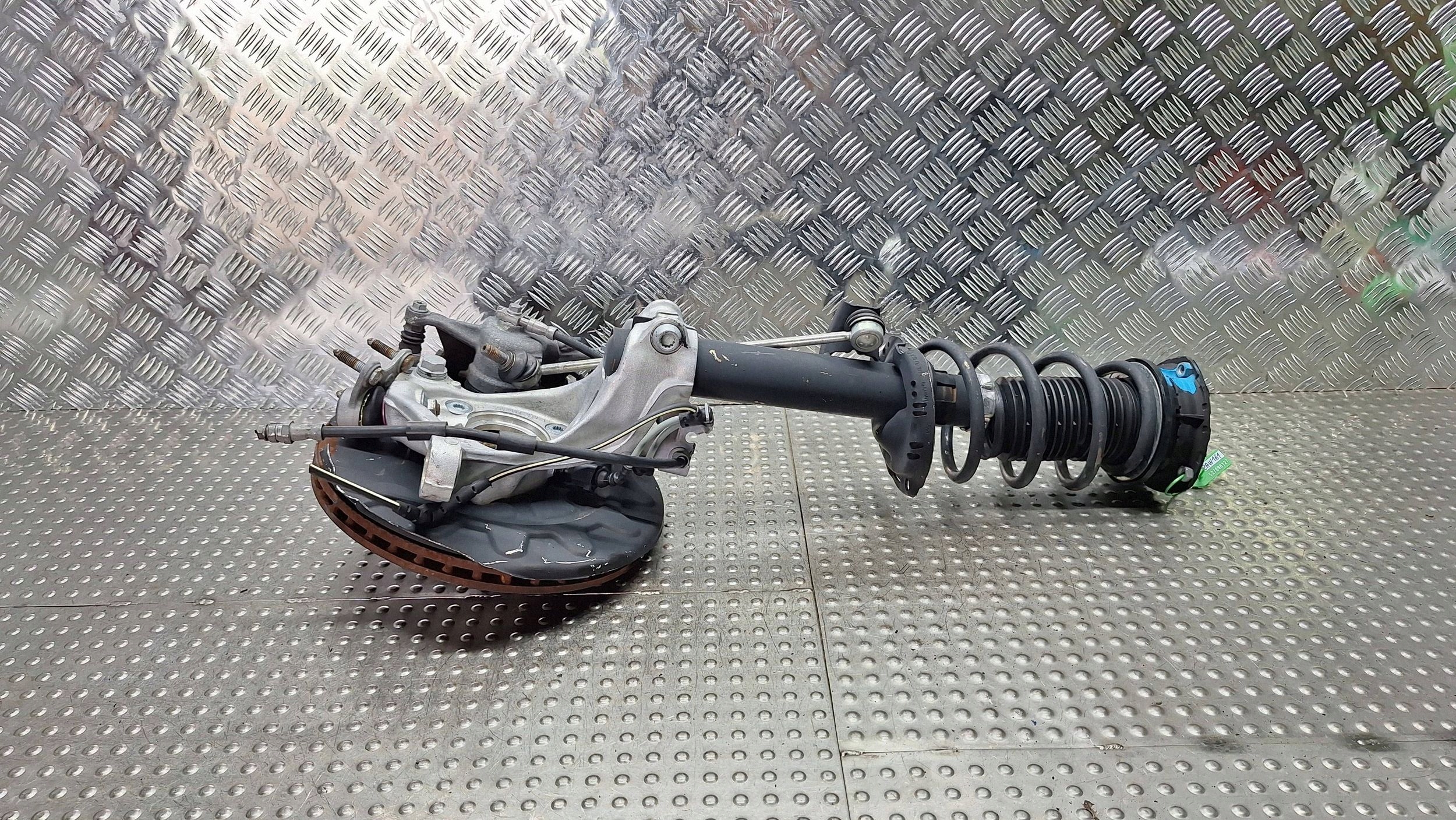 swing shock absorber right front 5Q0407258A GOLF VII A3 8V T-ROC LEON III