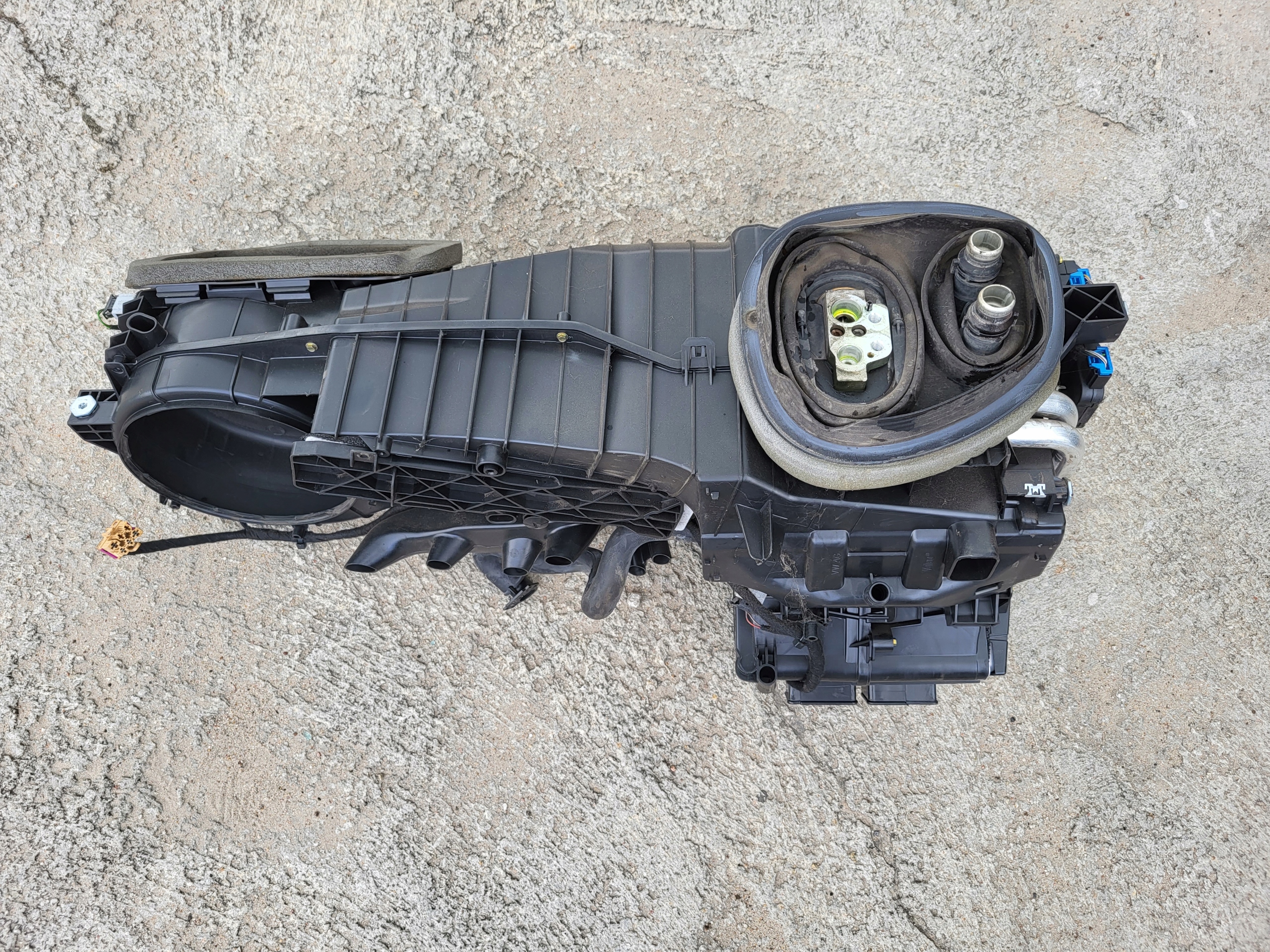 Корпус нагревателя VW Touran и 1T1820003CK EU