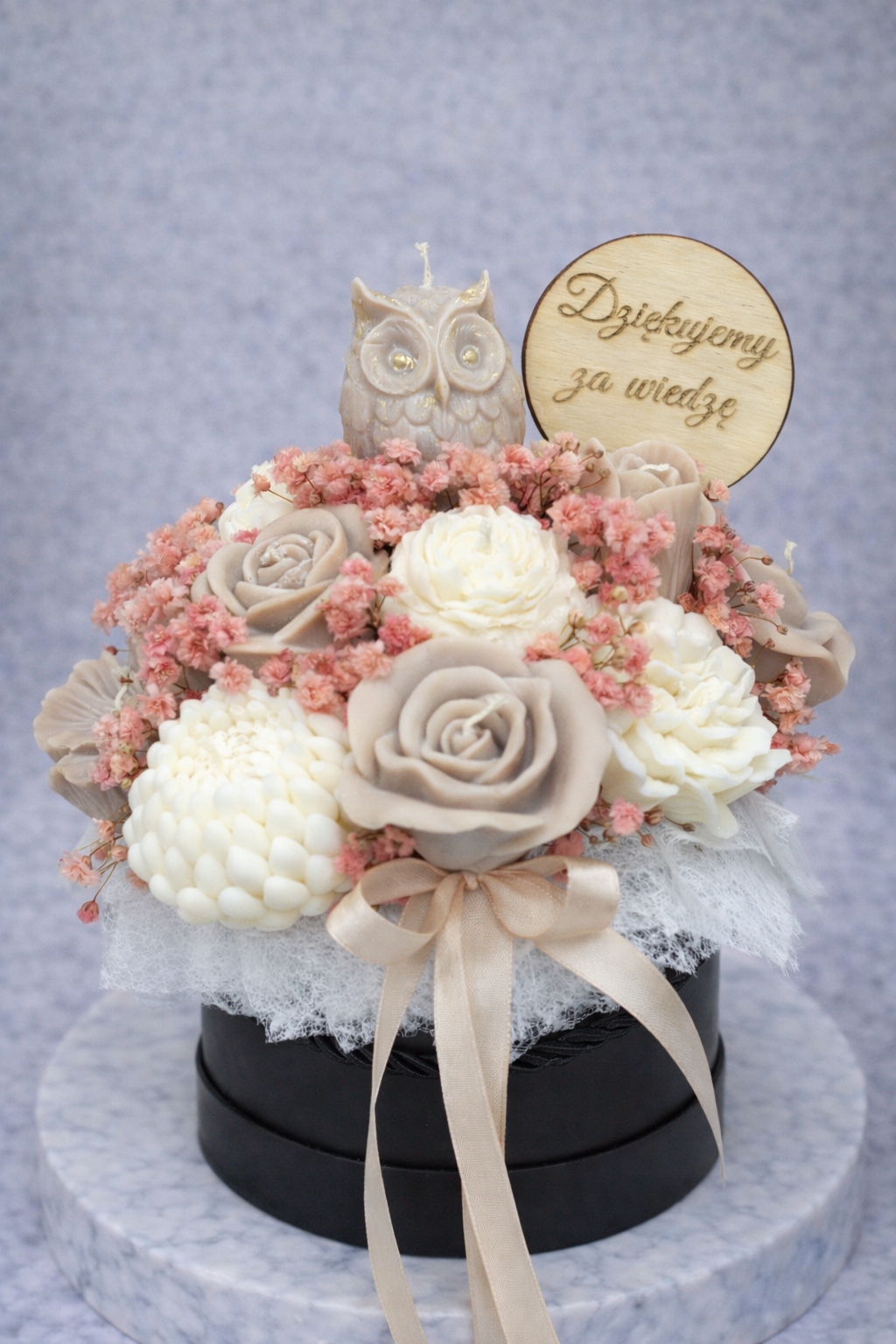 Flower box – věčná kytice sójových svíček Dárek Ke Dni Učitelů