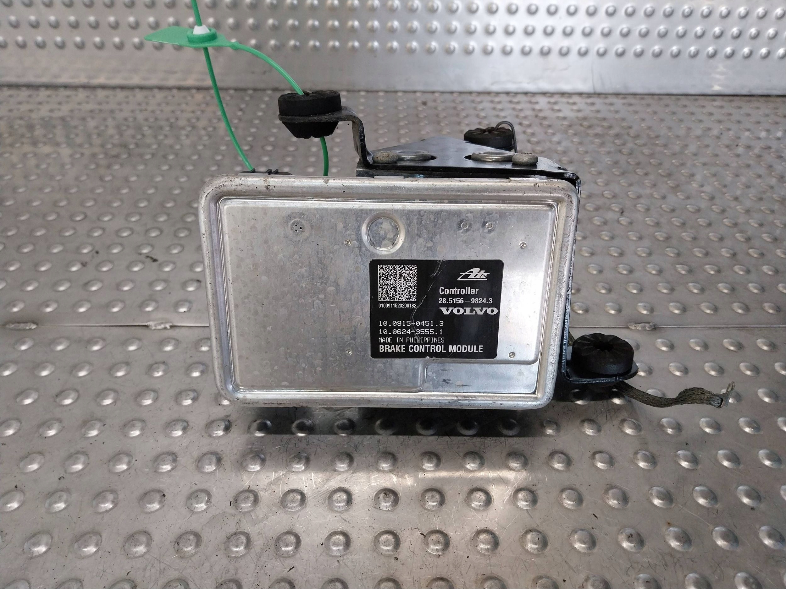 pump control unit ABS 28.5156-9824.3 P31471431 VOLVO XC90