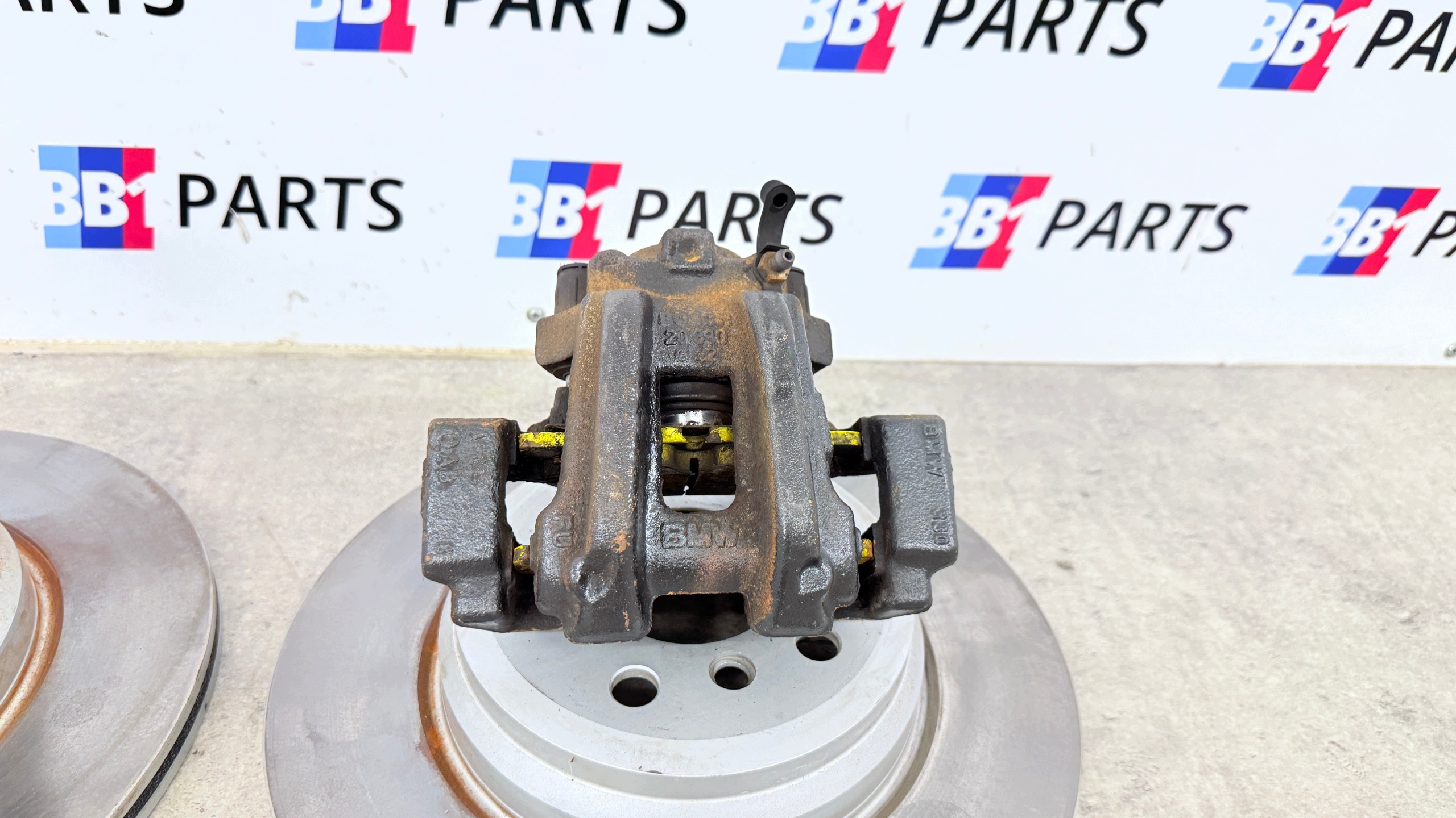 BMW F30 F31 calipers HAMULCE discs rear part rear. 330MM 335D 335D SWAP 330X20MM