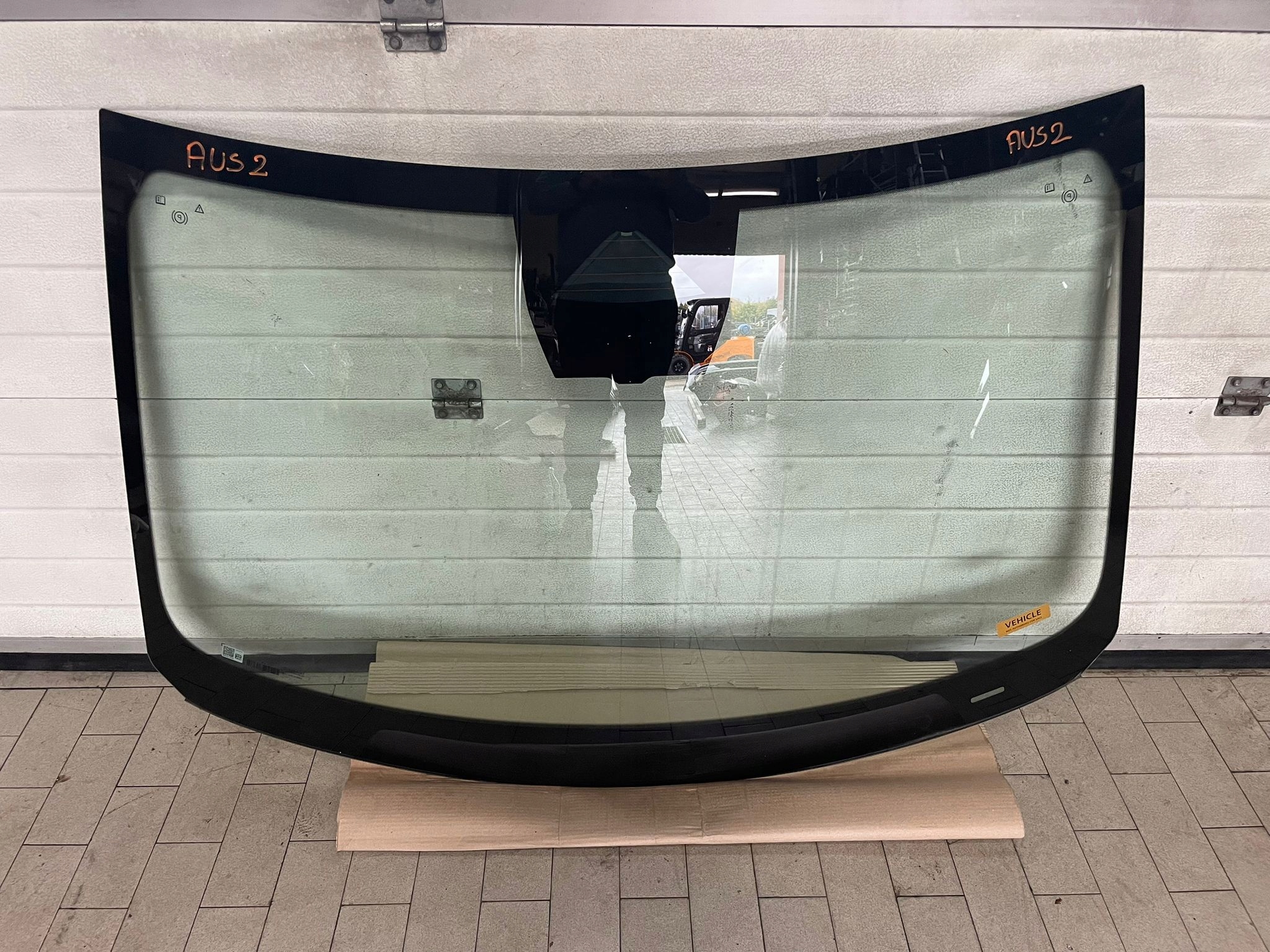 window iron front RENAULT AUSTRAL 2022R STAN as new