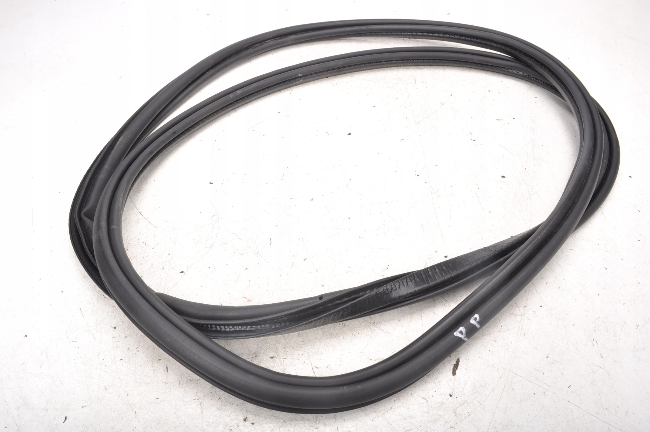 VOLVO XC40 II УЩІЛЬНЮВАЧ ПЕРЕДНЬОЇ ПРАВОЇ ДВЕРІ 31425988