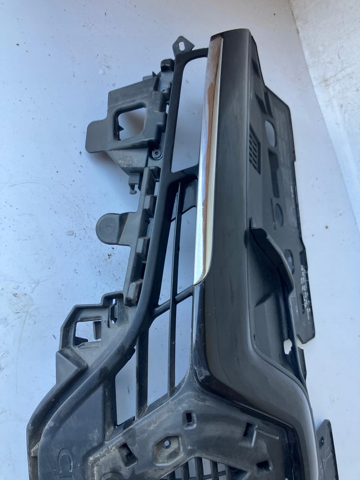 Grill Grill RENAULT CLIO IV PRZEDLIFT