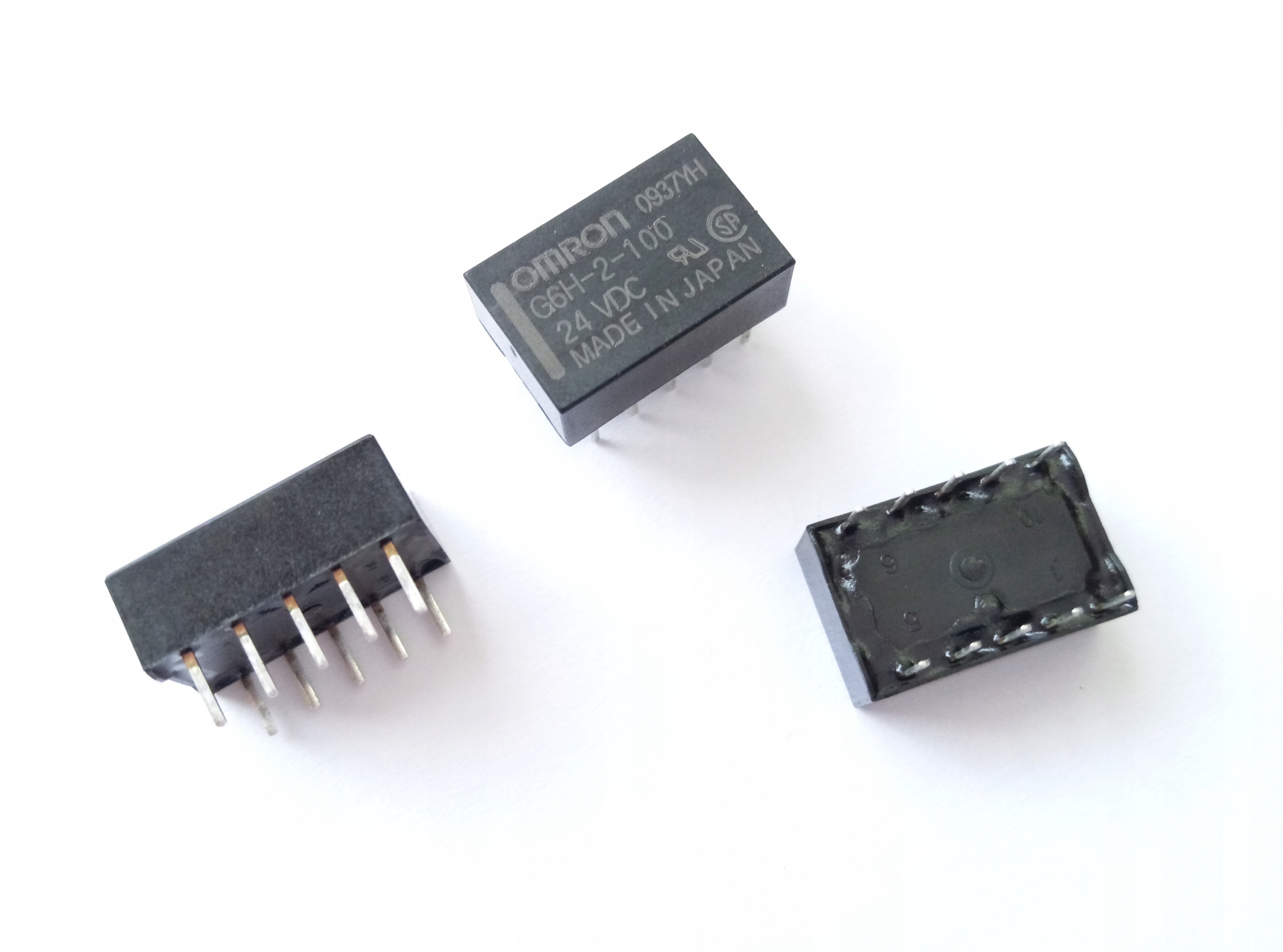 [1szt] Przekaźnik Omron G6H-2-100-24V=AZ850-24V