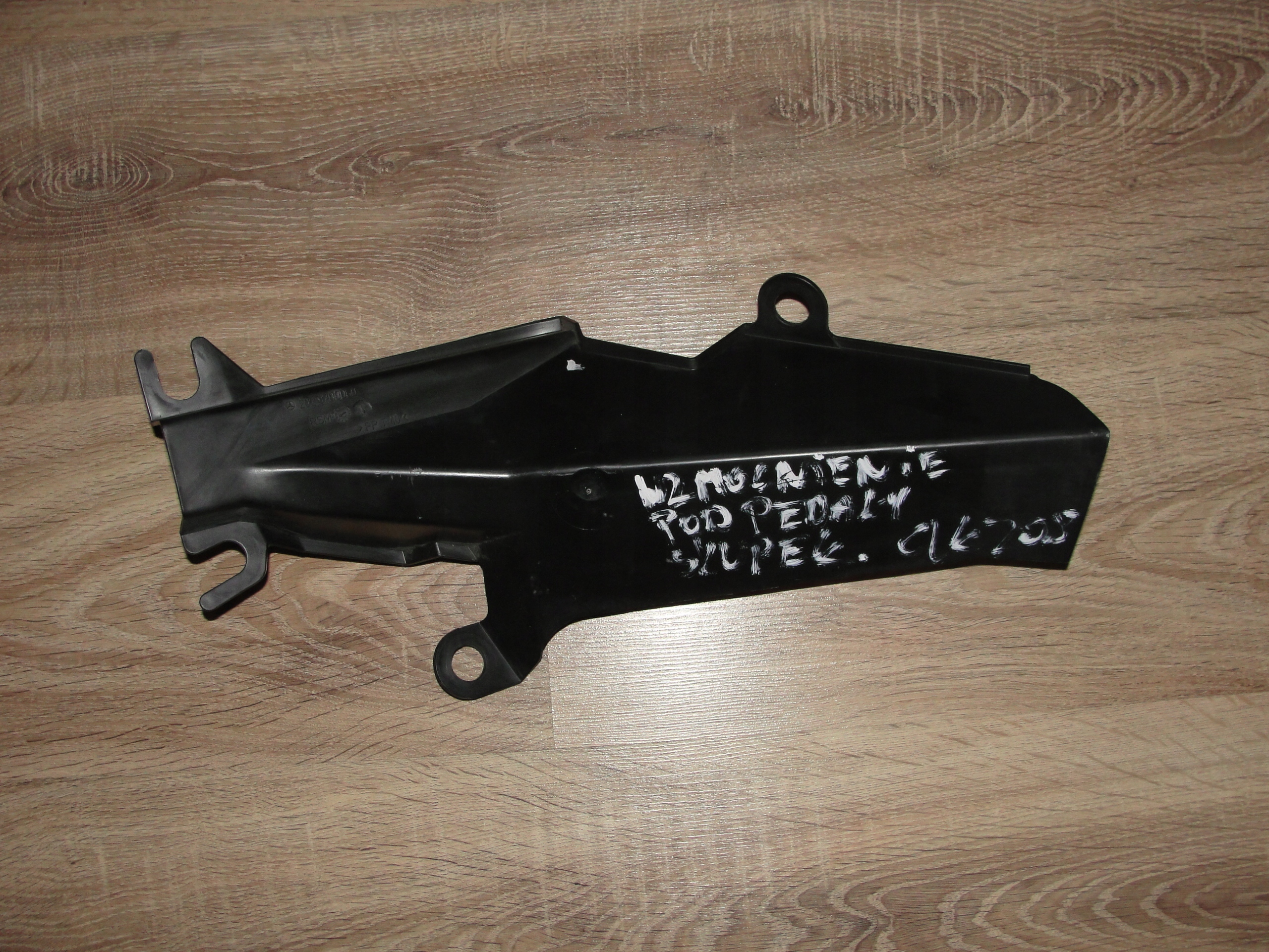 OSŁONA STOPIEŃ MARTWY PEDAŁ MERCEDES CLK W208