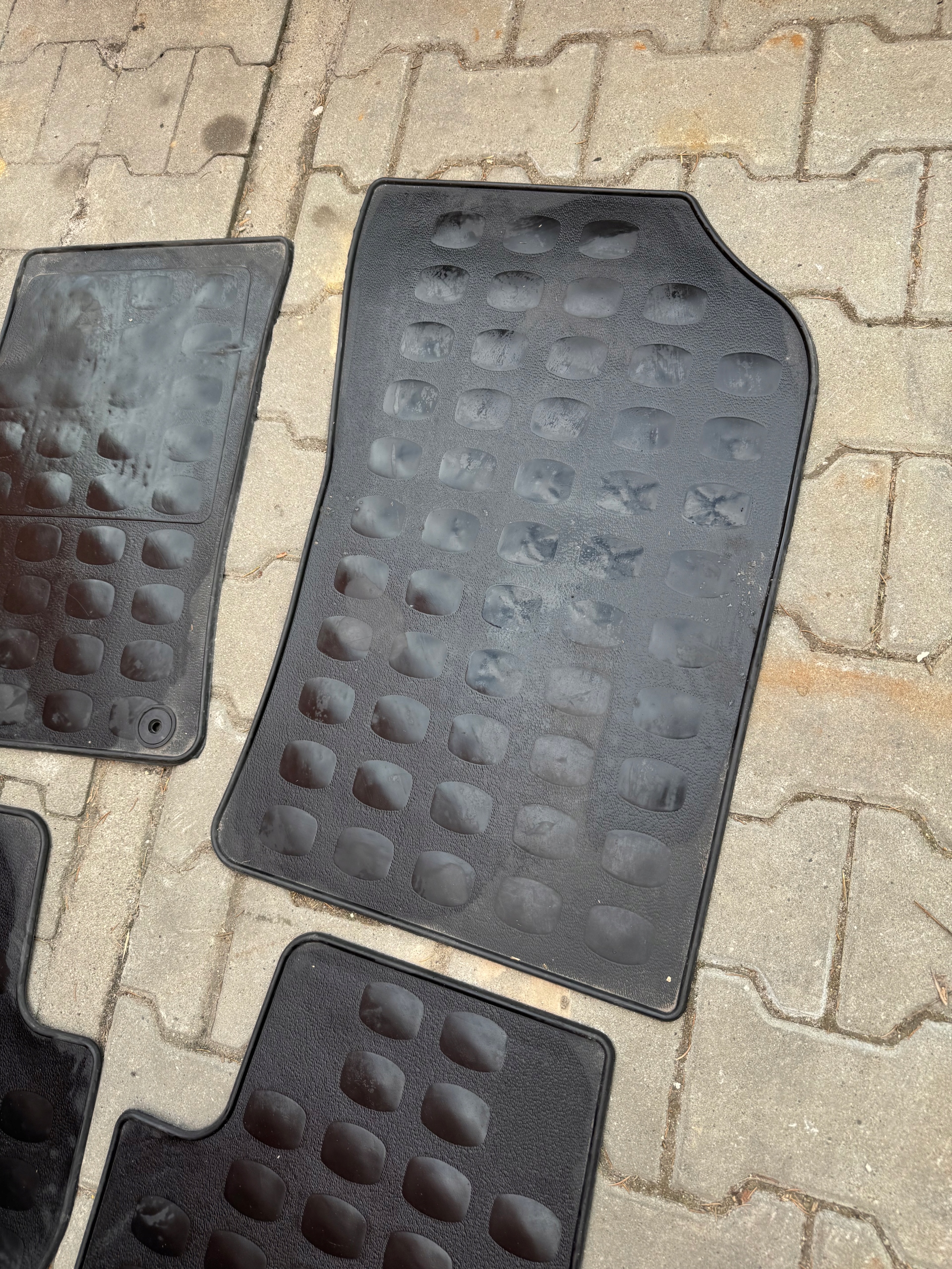 CITROEN DS3 3DGUMOWE mats front + rear part KOMPLET
