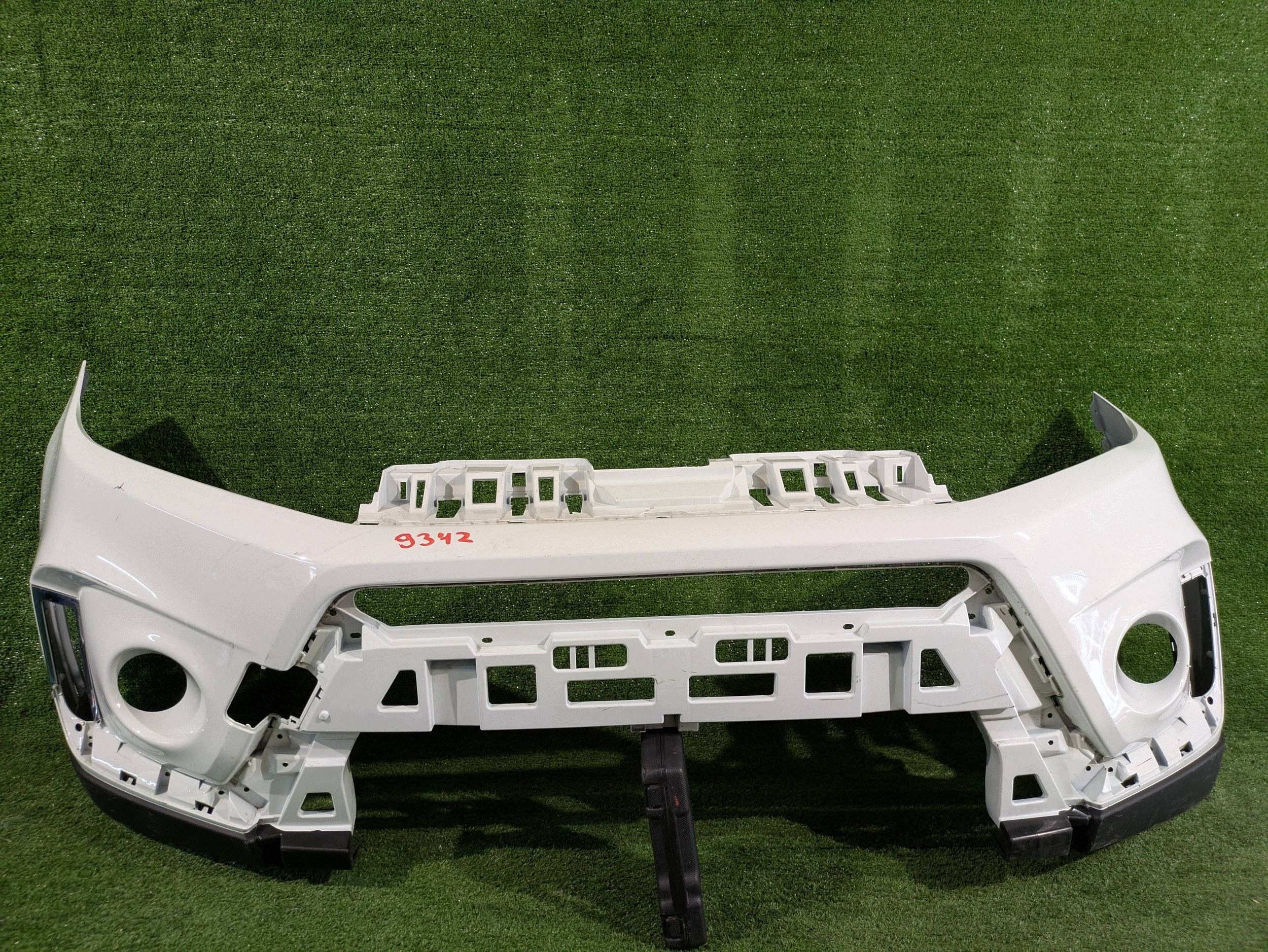 front bumper front SUZUKI VITARA III LIFT 18- NR.Z9342
