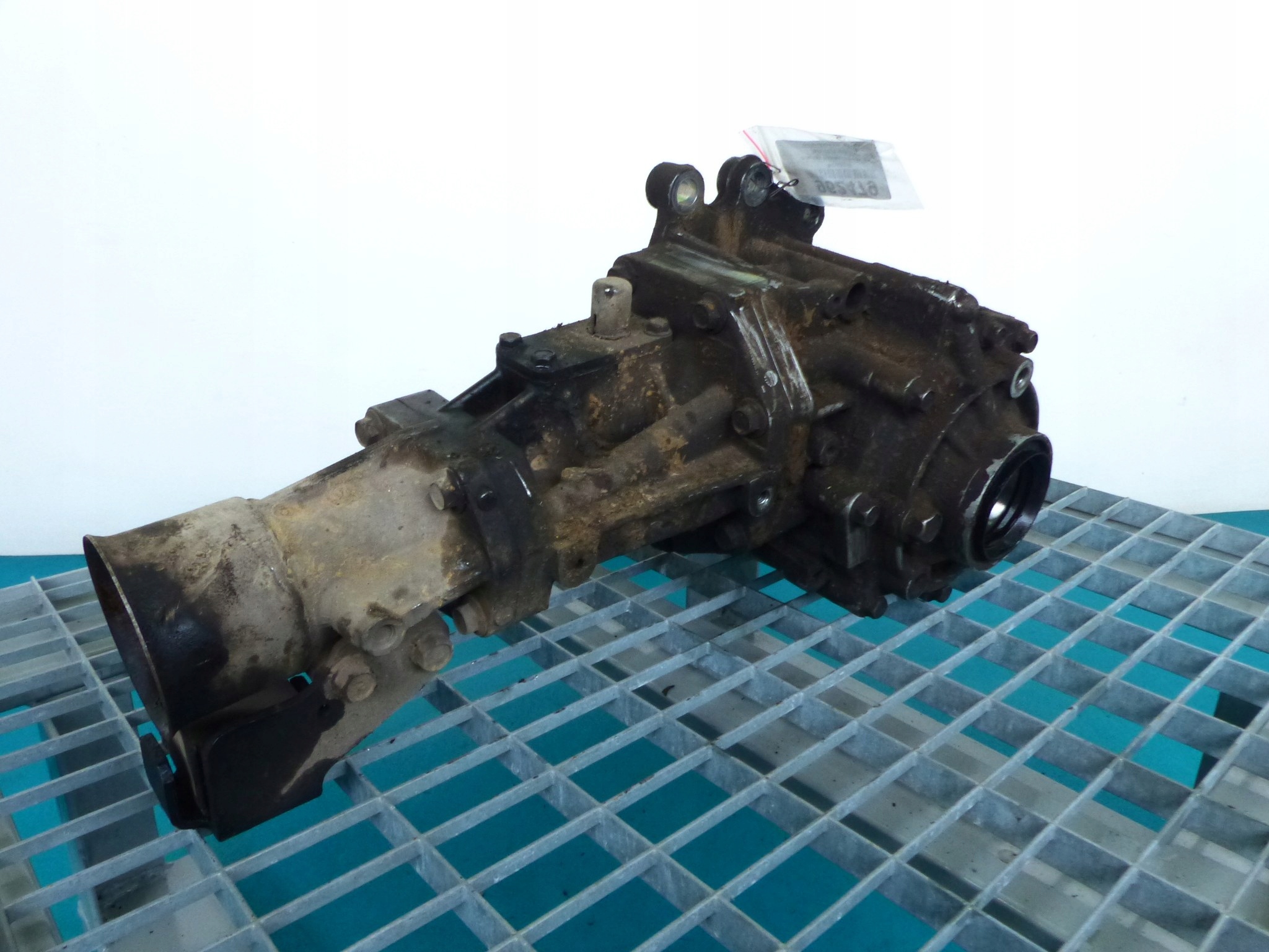 РЕДУКТОР КОРОБКИ OUTLANDER II 2.0 DI-D MANUAL