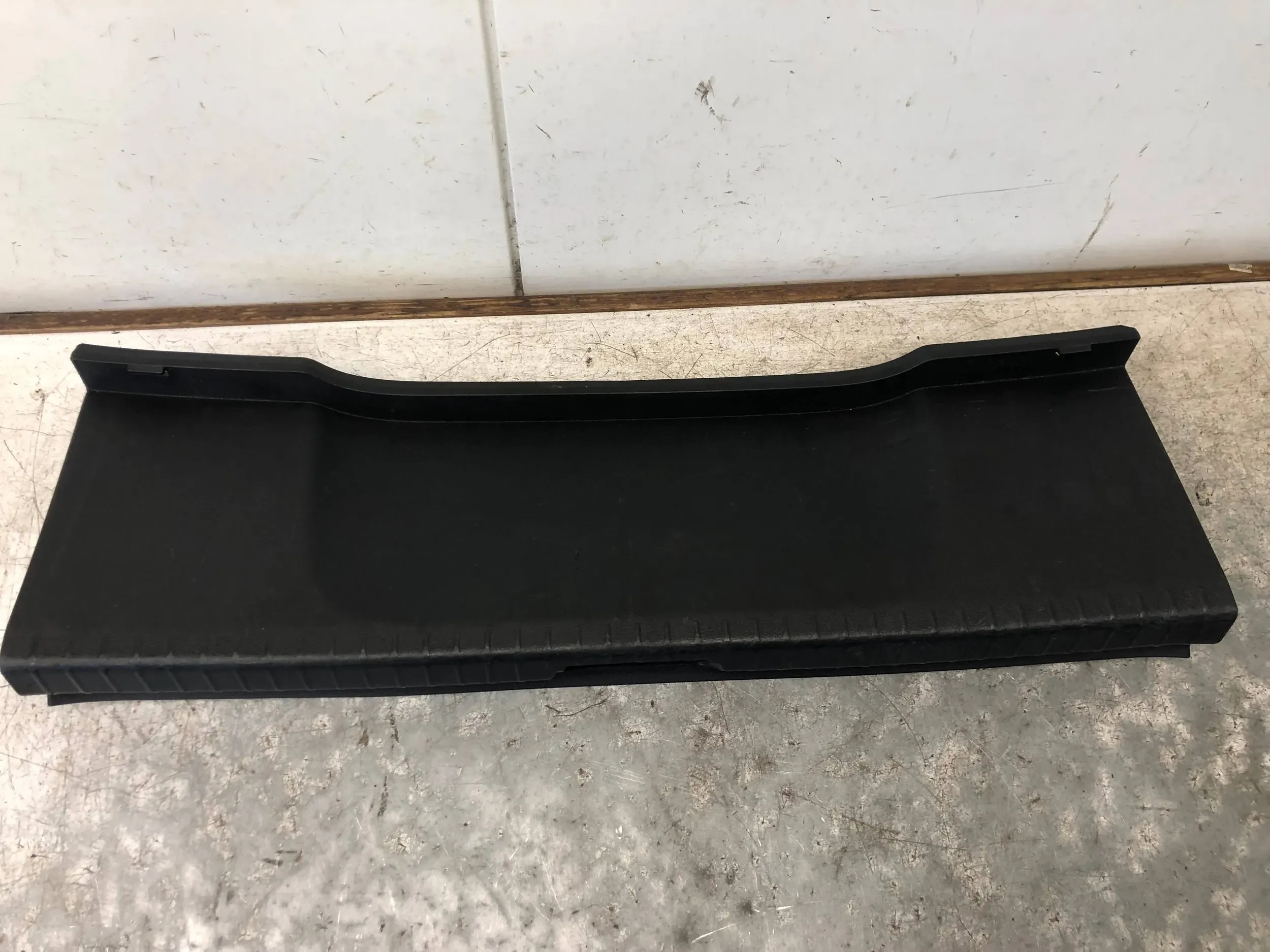 couverture seuil coffre VW PASSAT B8 berline 3G5863459