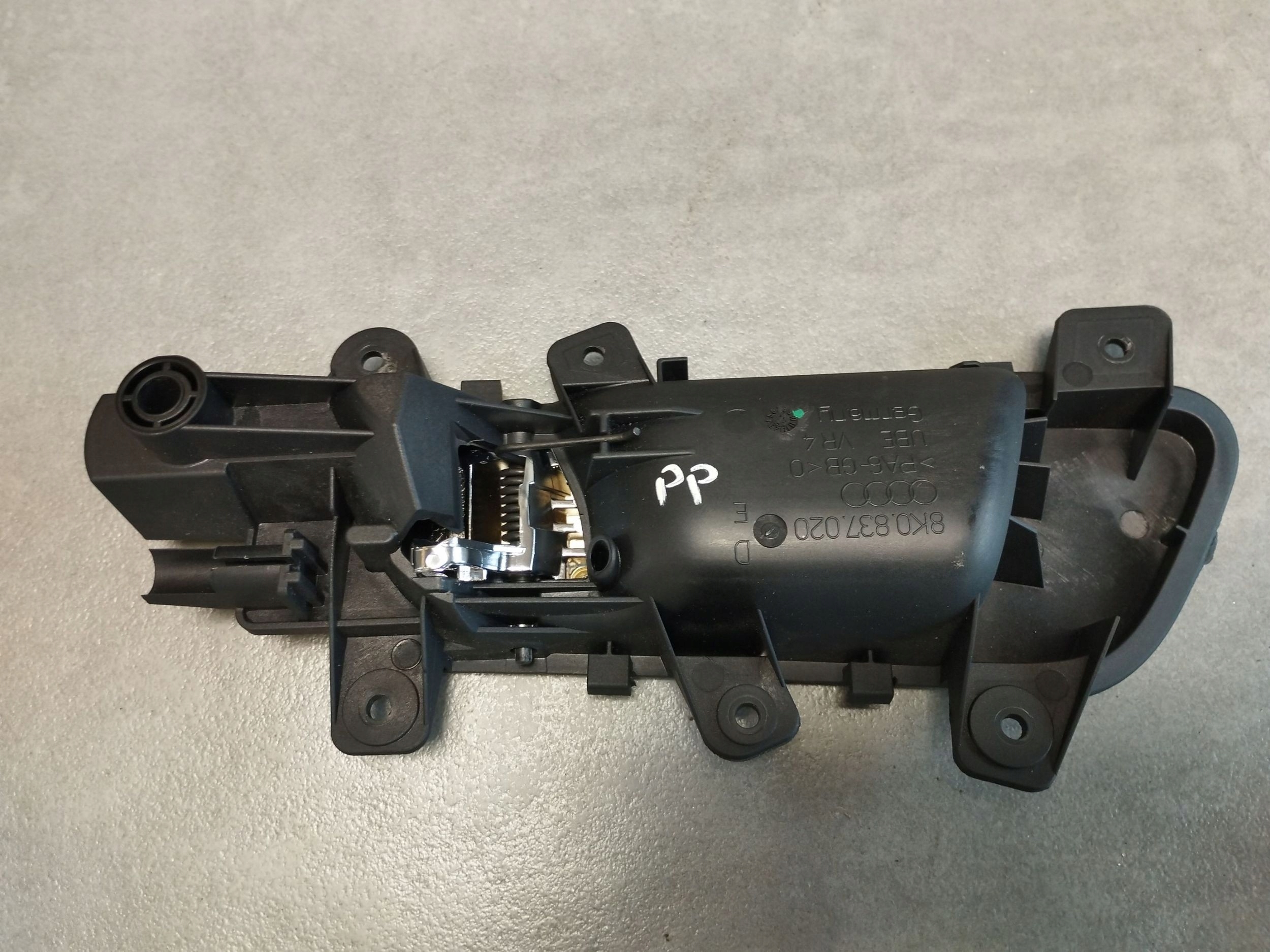 Audi A5 Sportback 8TA handle inner right front 8K0837020