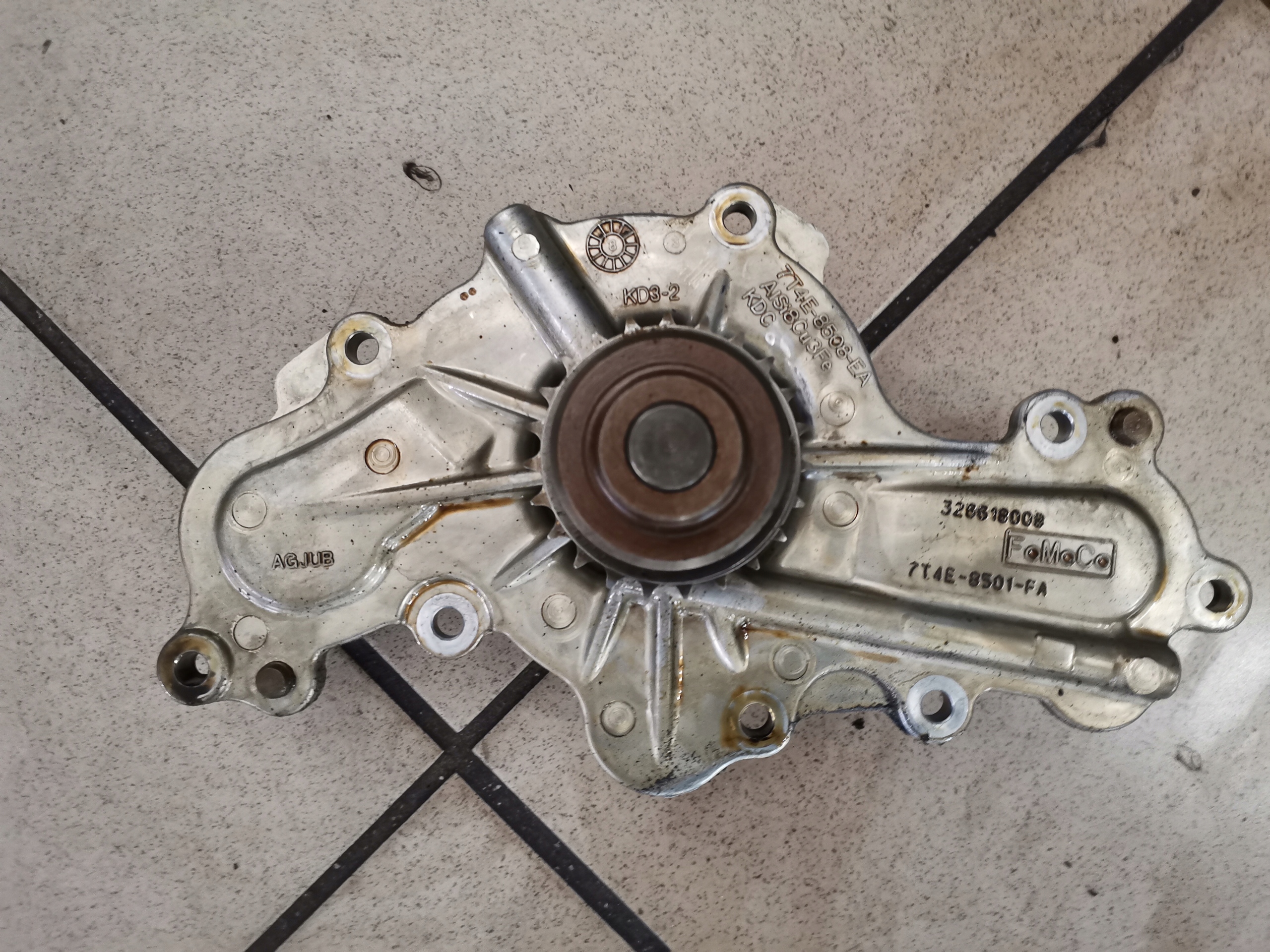 Водяний насос MAZDA CX - 9 3.7 V6 07-12R.