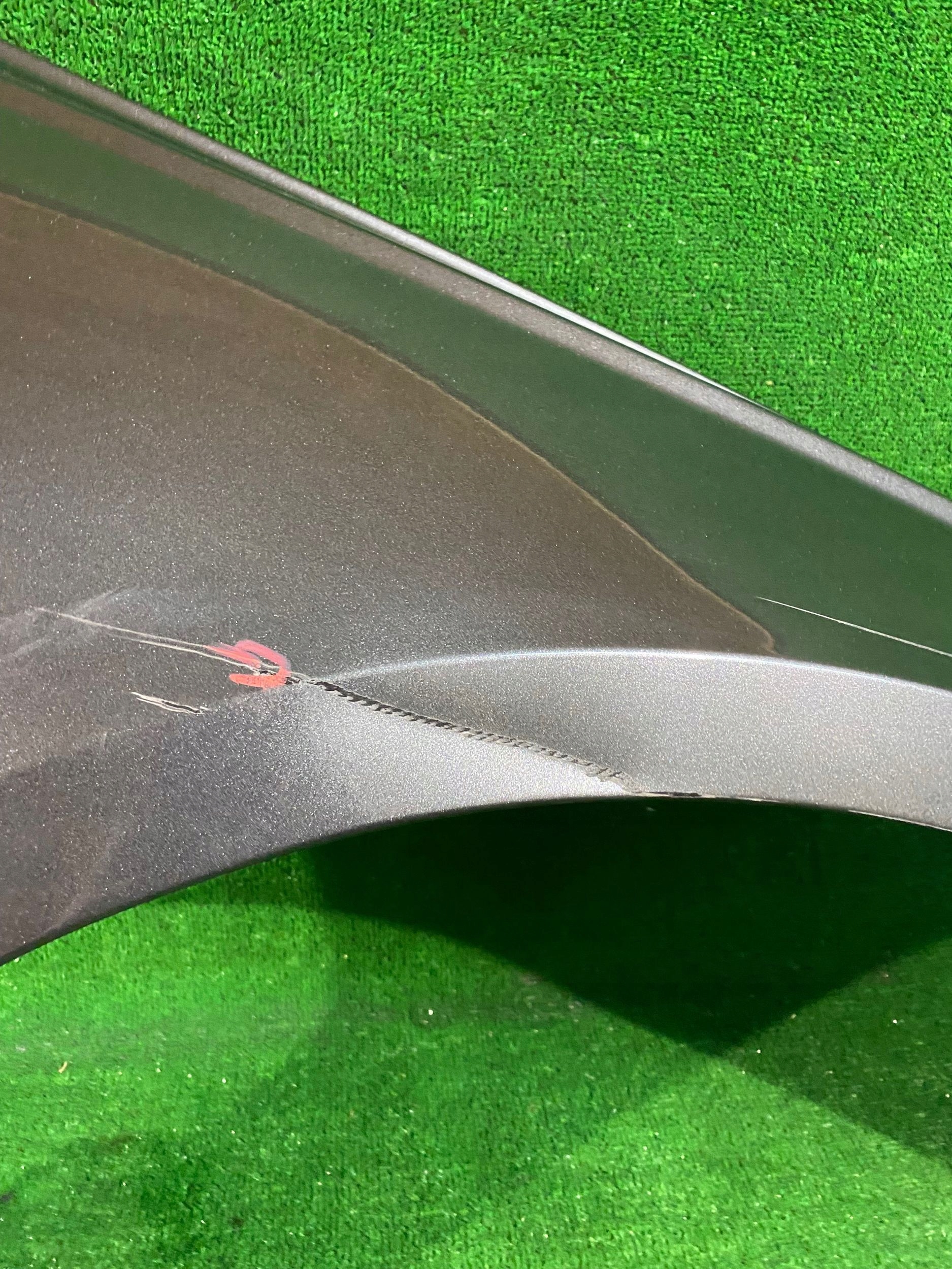 fender front right AUDI A6 C8 NR.015