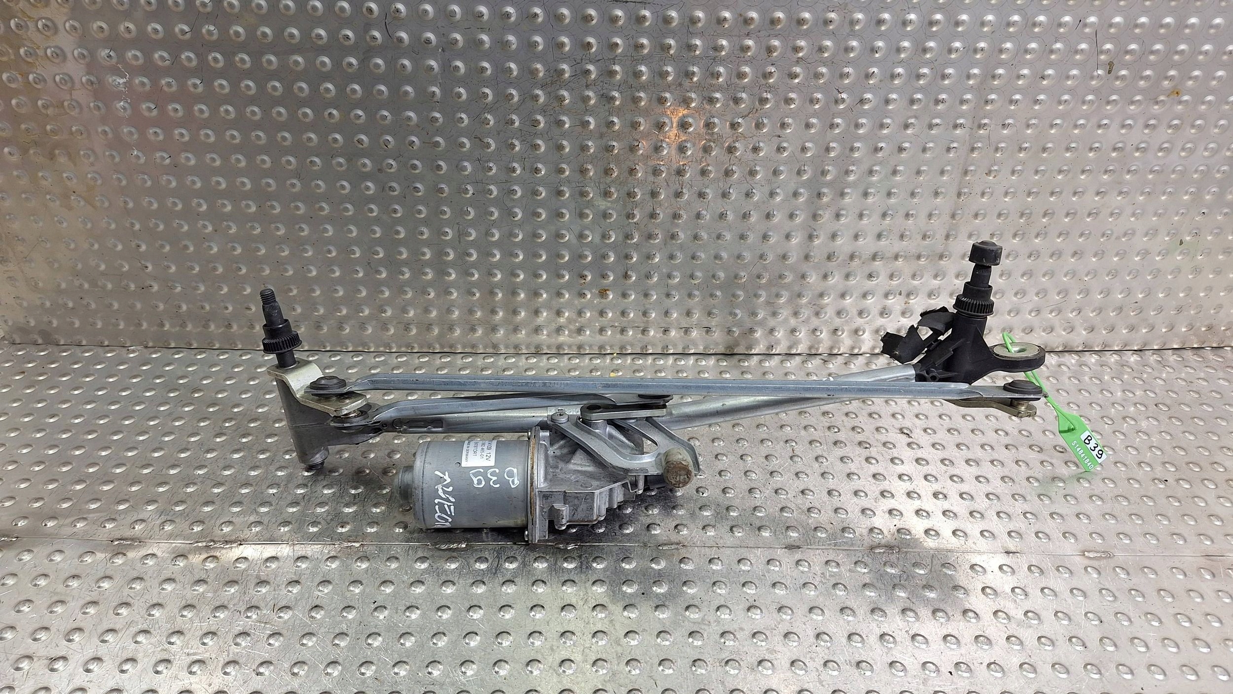 Gestänge Motor Wischer vorne 2992465 BMW X1 E84 EUROPA