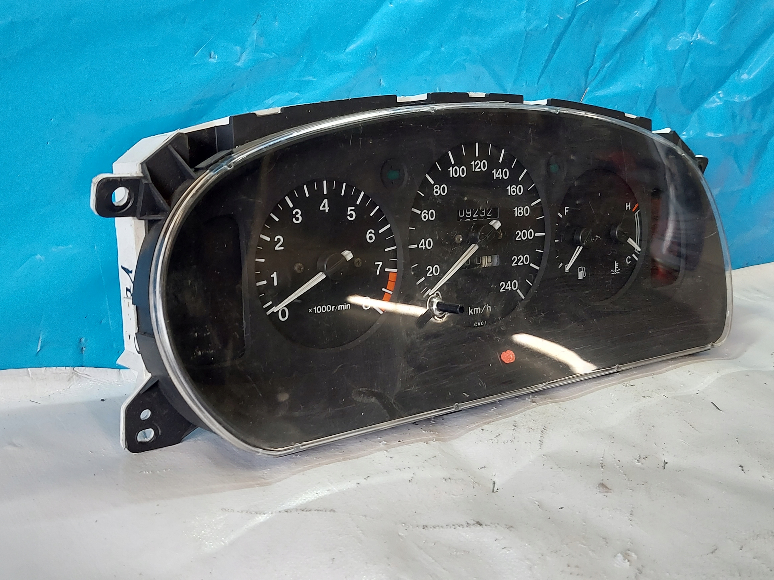 dials clock MAZDA XSEDOS 6 2.0 V6 CA09A
