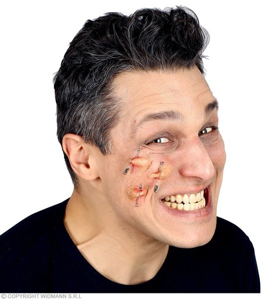 

Rana Wpięte Agrafki W Skórę Piercing Halloween