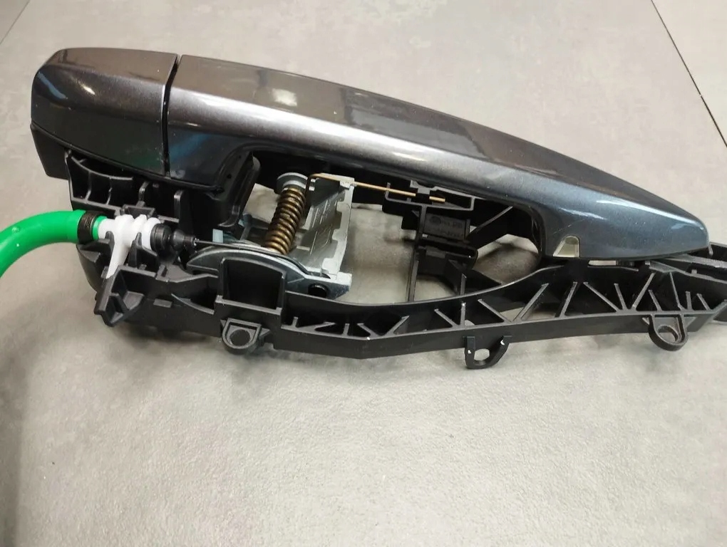 BMW X1 F48 handle right rear part B39