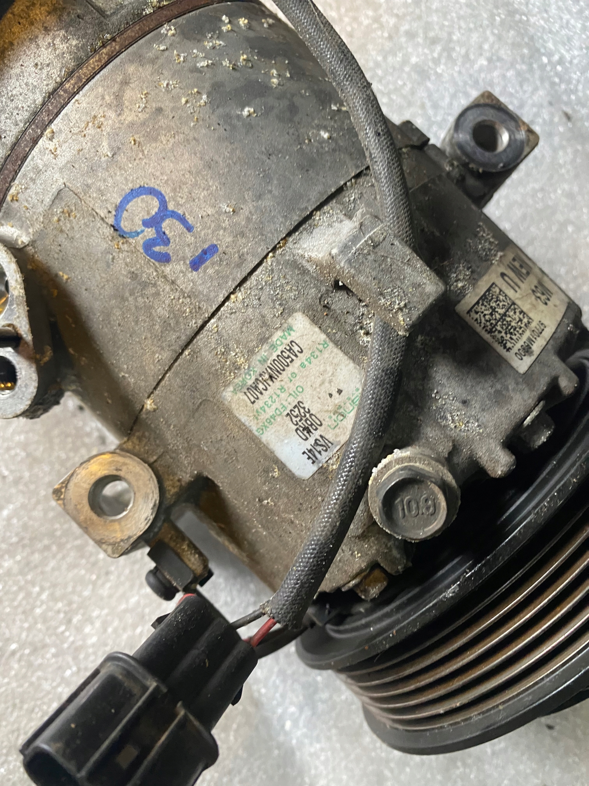 HYUNDAI I30 III 1.6 CRDI compressor; compressor of the air conditioning