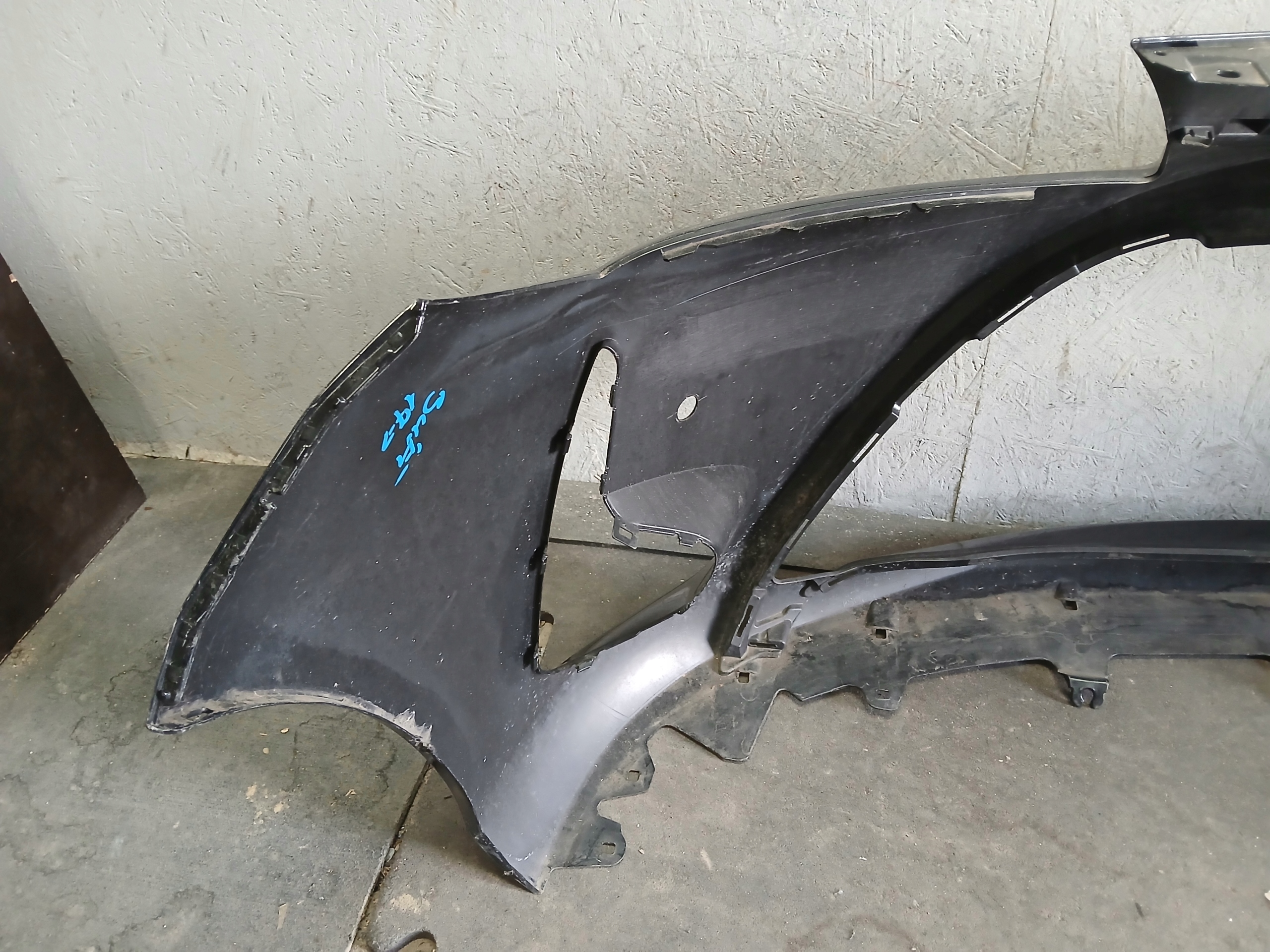 bumper front TOYOTA YARIS III 3 LIFT 17-20