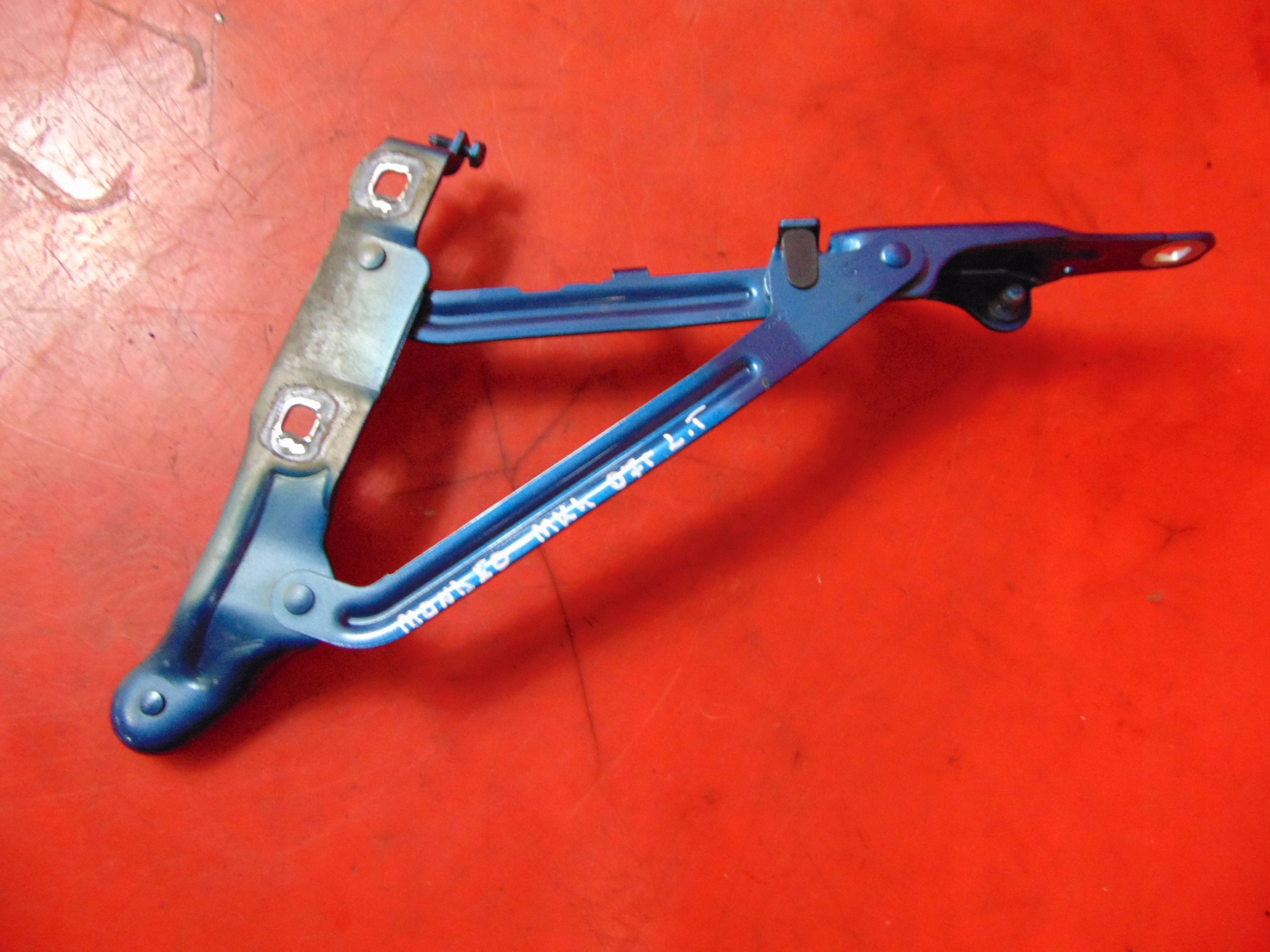 FORD MONDEO IV 4 MK4 sedan hinges bonnet boot rear part 47