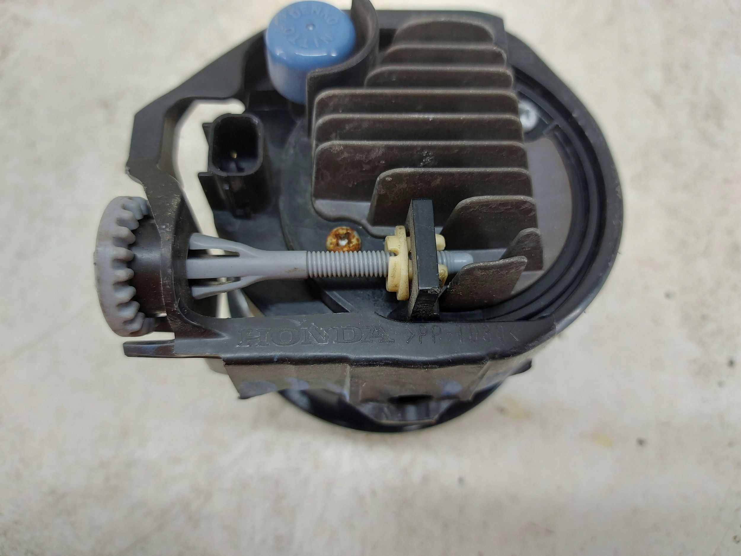 Honda CIVIC X10 ГАЛОГЕН правый передний