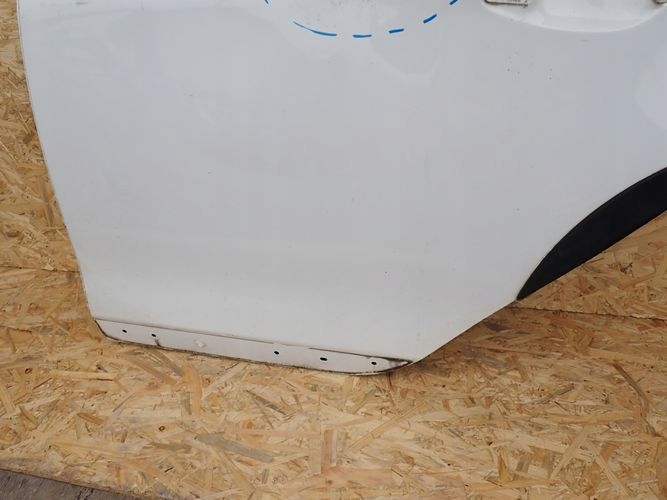 PEUGEOT 2008 13- door left rear. rear part