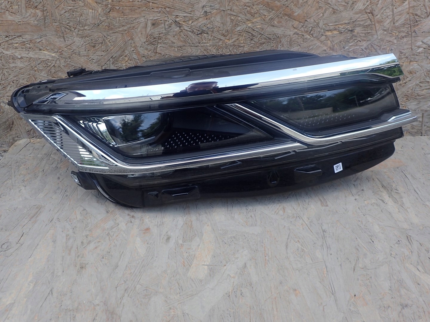 light right FULL LED VW TOUAREG 3 III 760 2018