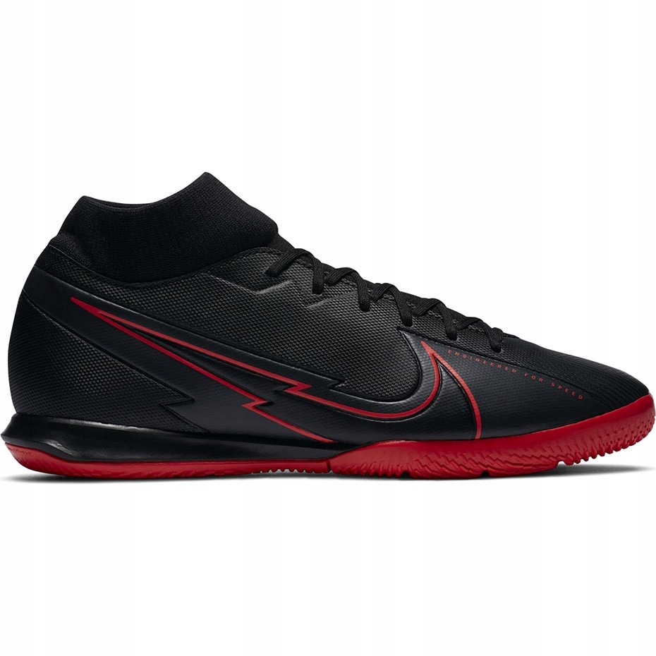 Boty Halovky Nike Superfly AT7975-060 Velikost 36,5