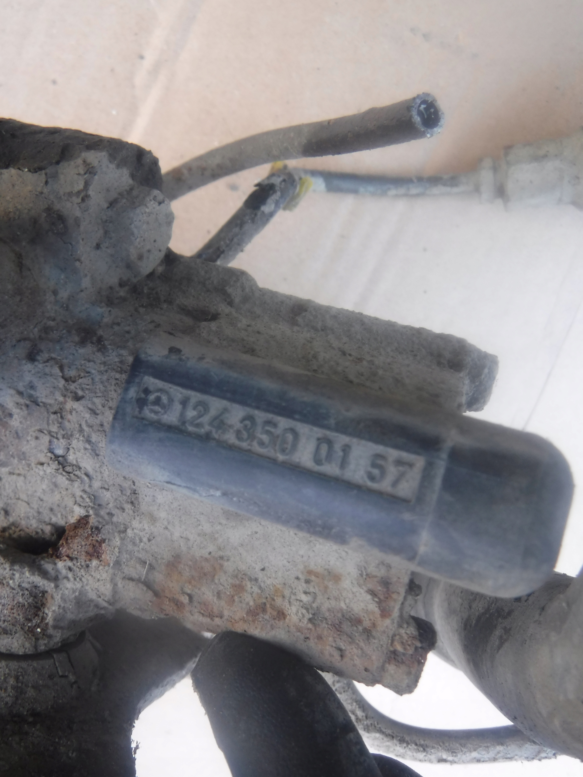 asd w124 mercedes gruszka Sensor 1243500157