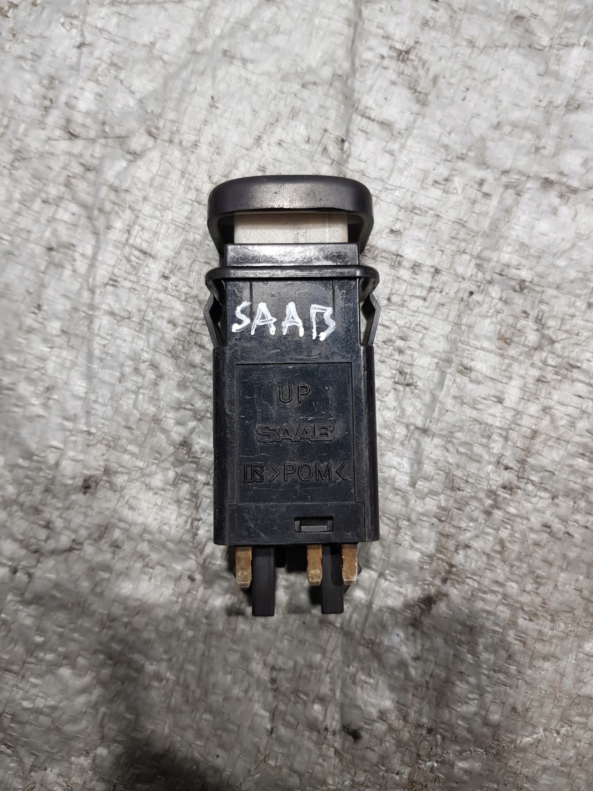 switch przeciwmgielnych Saab OE 4733952