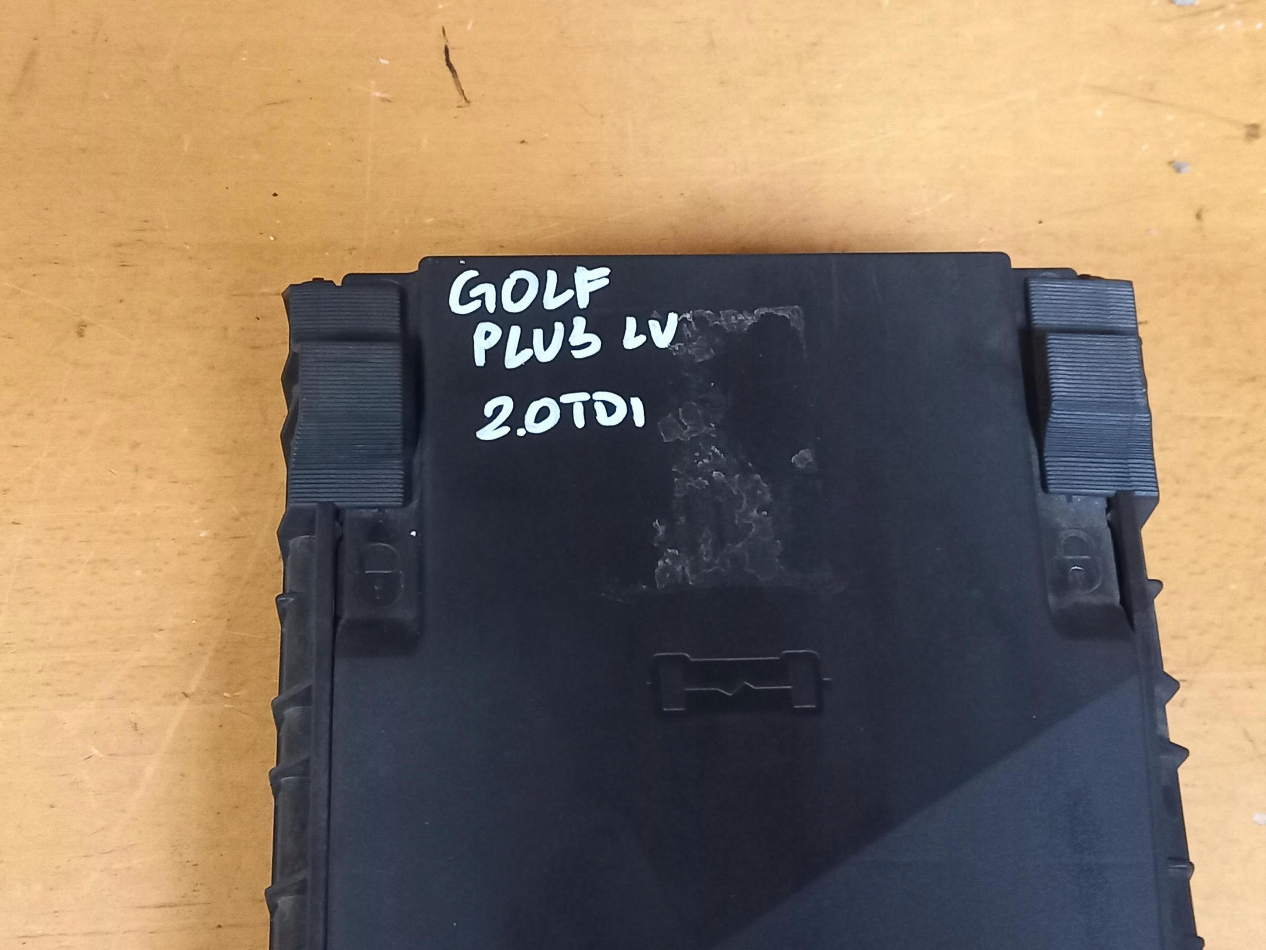 Module fusibles VW GOLF Positif 2.0 TDI 140KM 08-14