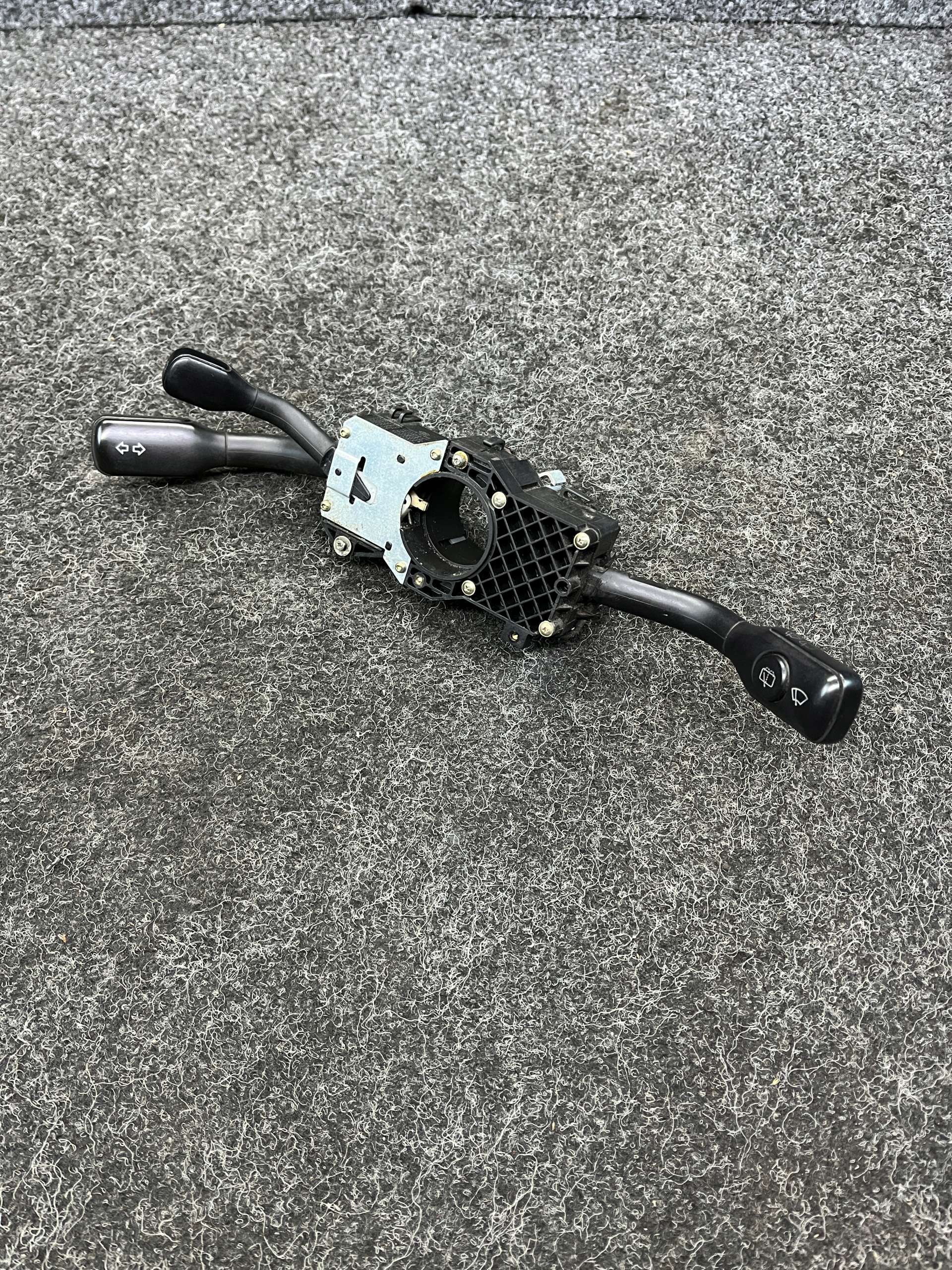 steering wheel levers and controls 4D0953513 AUDI A4 B5
