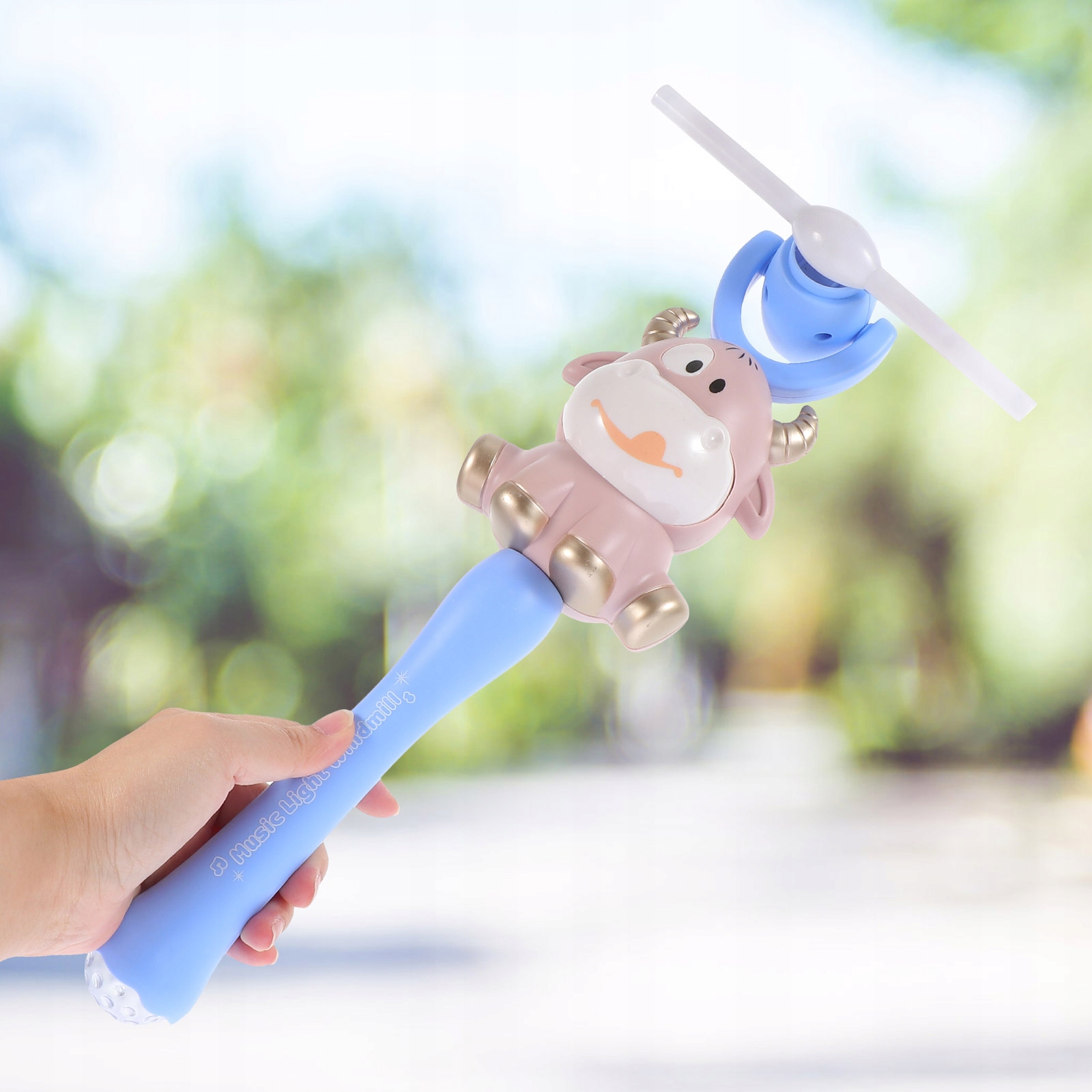 WIATRAK WĘDRÓWKA EAN (GTIN) 6914656240793