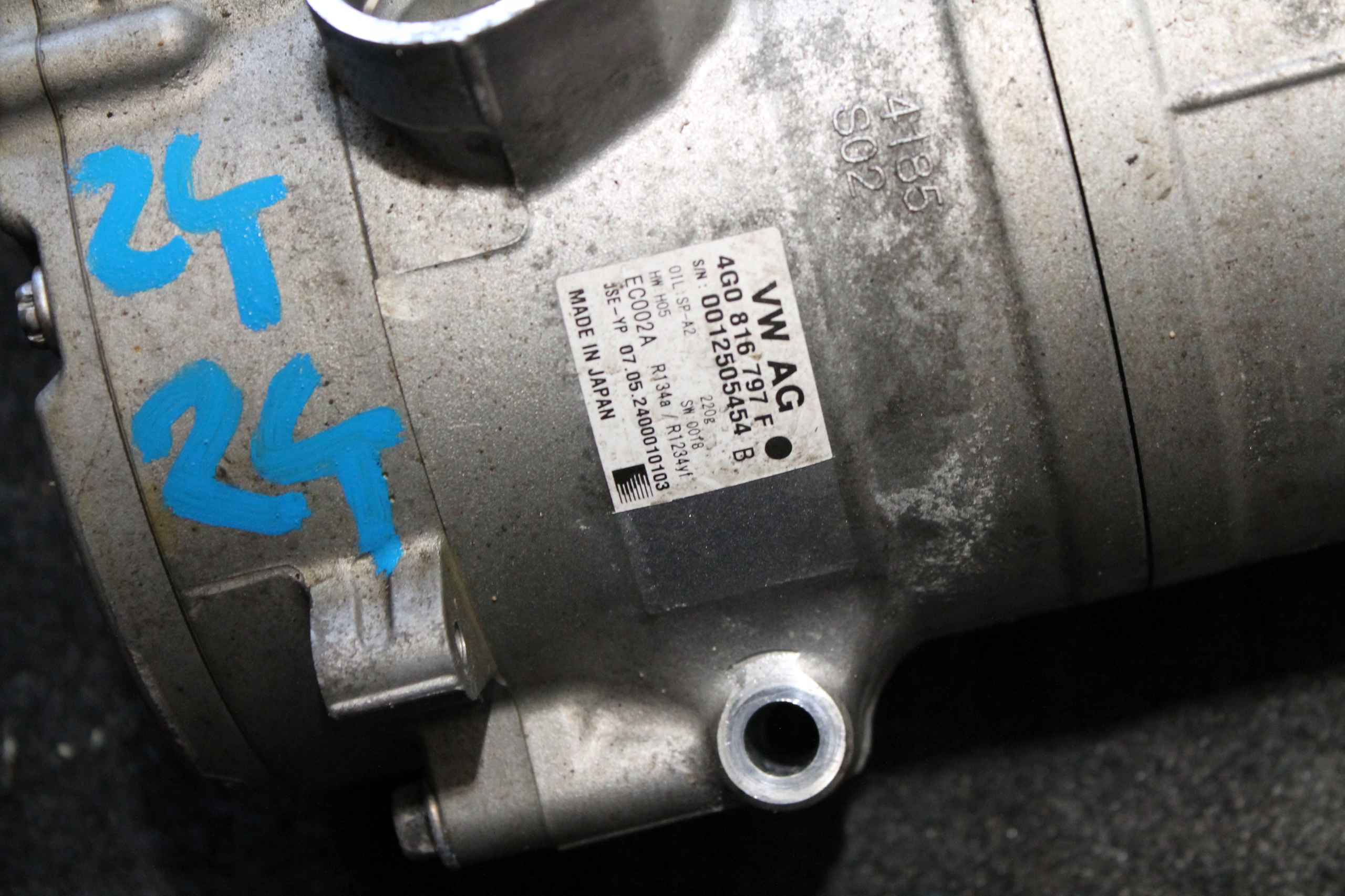2424. Klimakompressor klimaanlage AUDI 4G0816797F