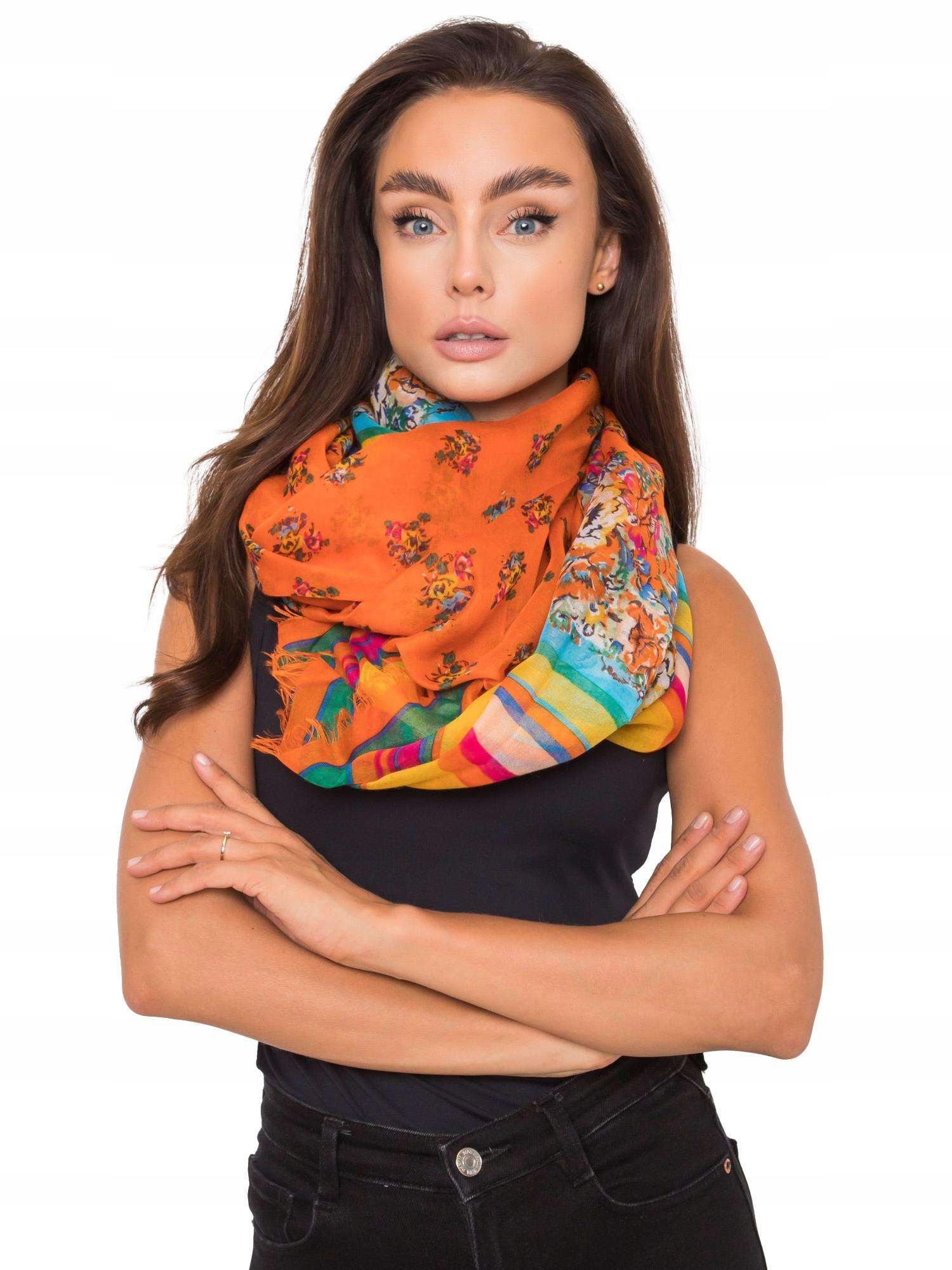 

Chusta Damska Apaszka Szal Bandana We Wzory