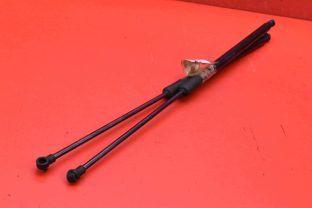 damper SILOWNIKI bonnets KOMPLET 654702645R DACIA DUSTER 2 II 17-21