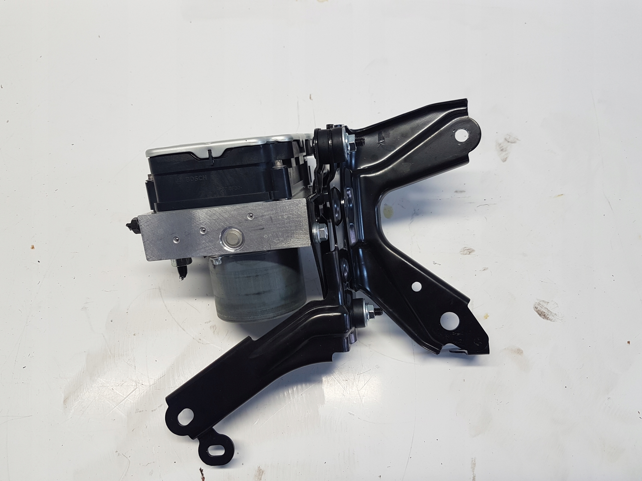 TOYOTA YARIS IV P21 pump ABS