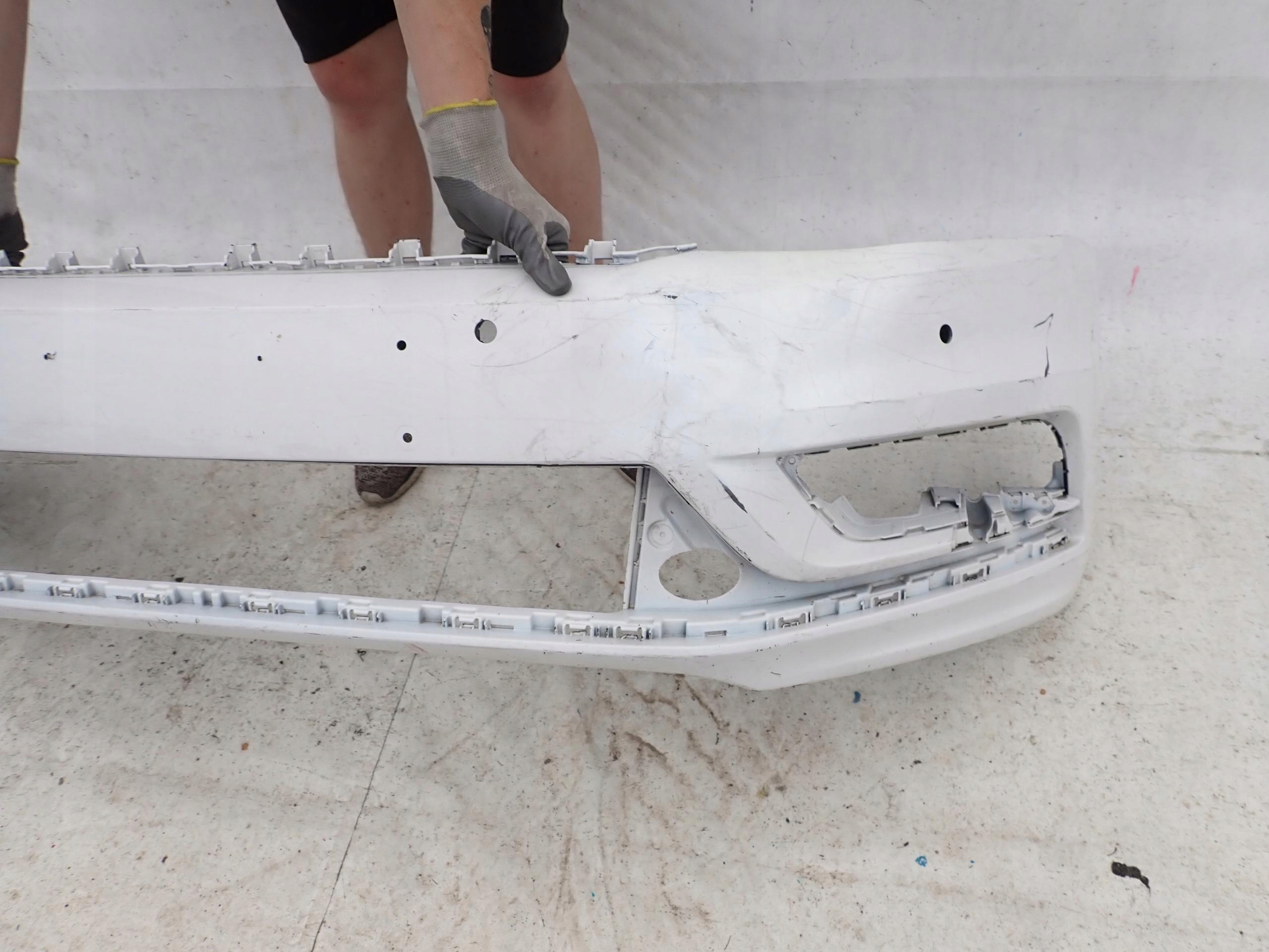 VW PASSAT B7 R-LINE 10-14 bumper front 4xPDC