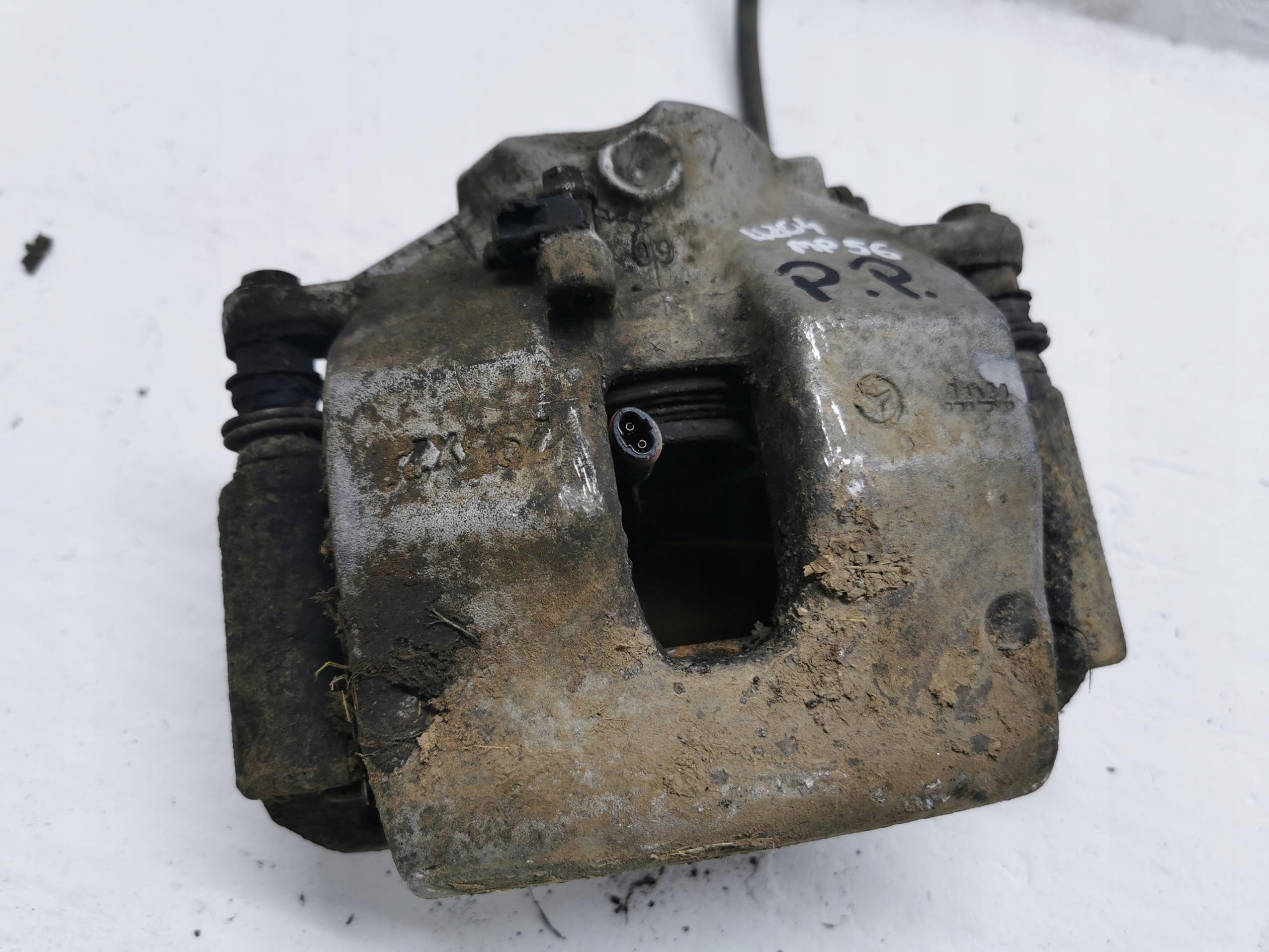 caliper brake right front MERCEDES C-KLASA W204