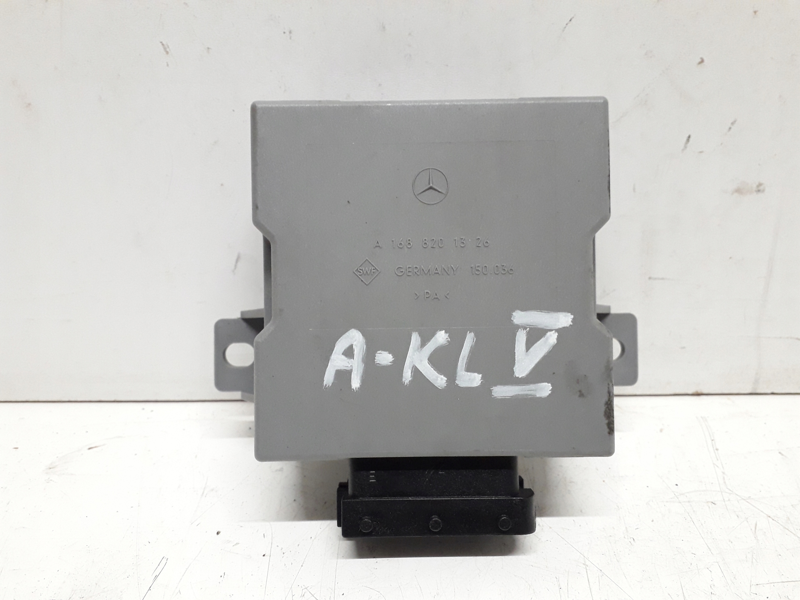 MERCEDES A KLASA W168 MODUŁ SENSOR CZUJNIK DESZCZU A1688201326