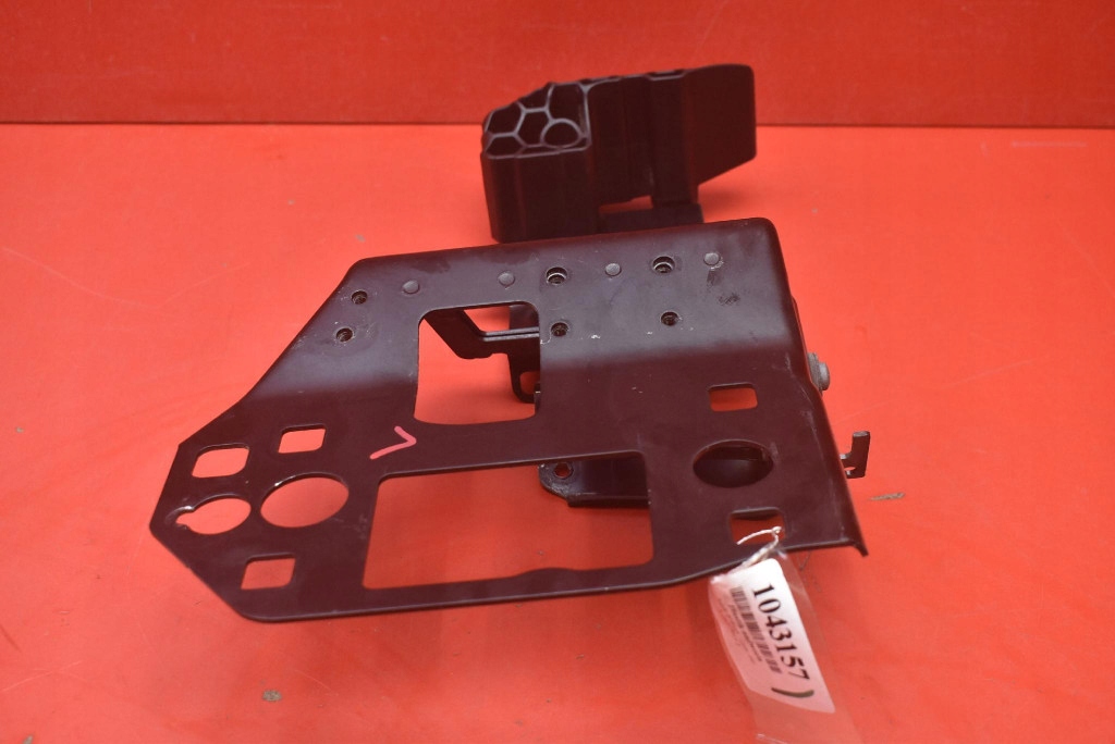 Console Support plaque POMPY d’eau 4KE805851A AUDI E-TRON 55 18-21