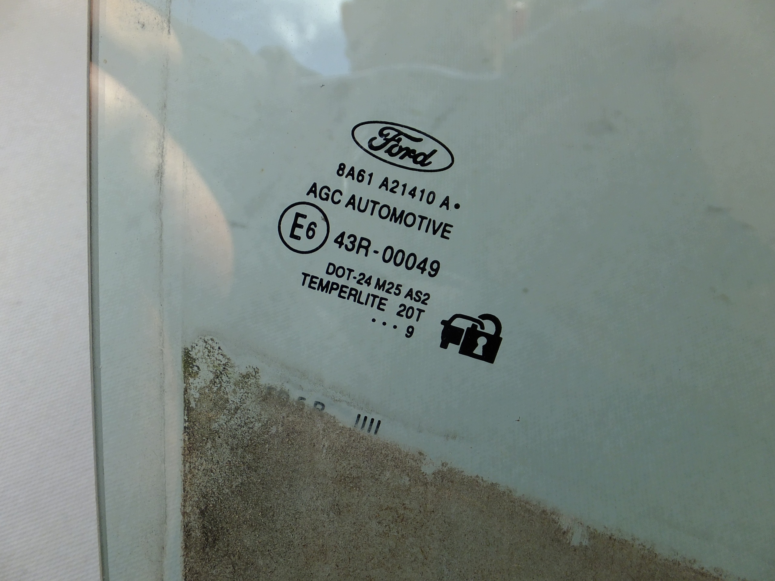 window right front ford fiesta mk7 5D 2009r